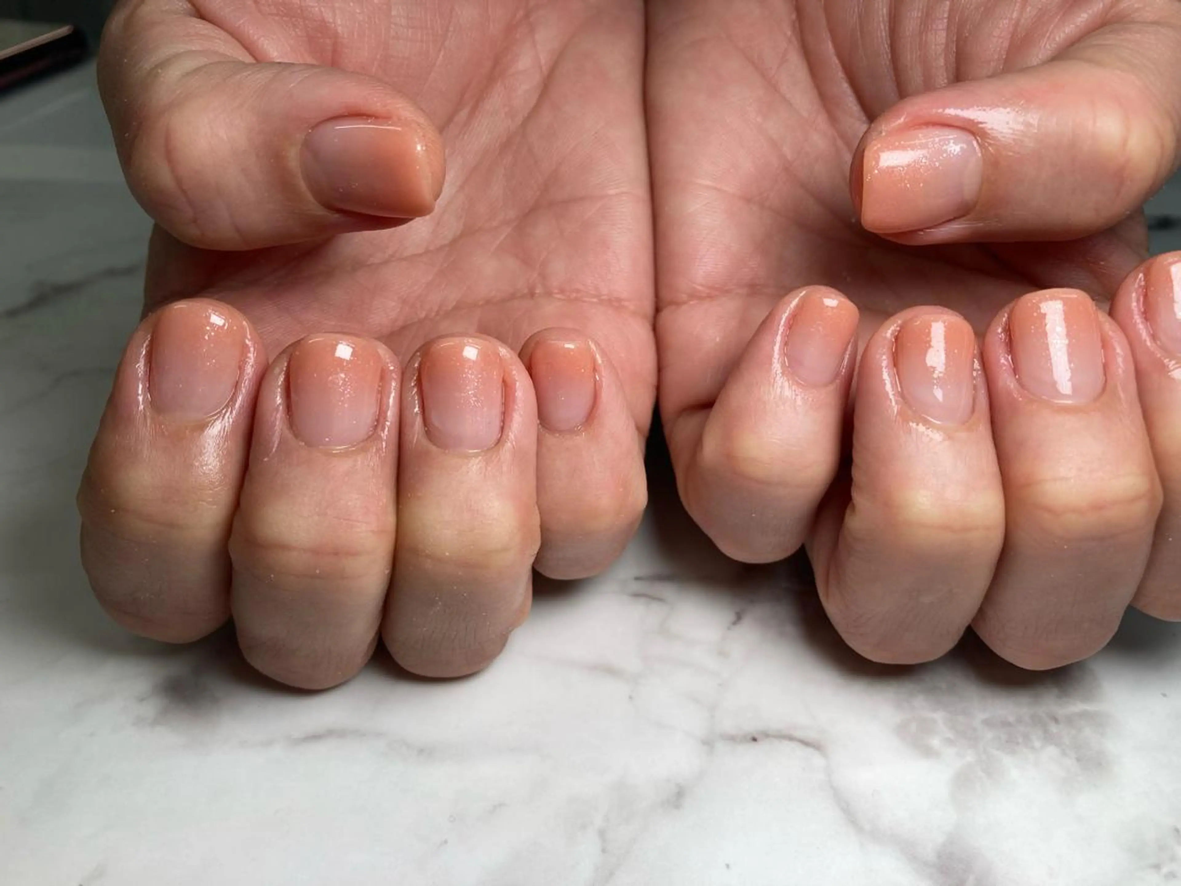 ネイル グラデーション キラキラネイル Nail Salon L’arc所属・Kawasaki Shinyaのネイルデザイン