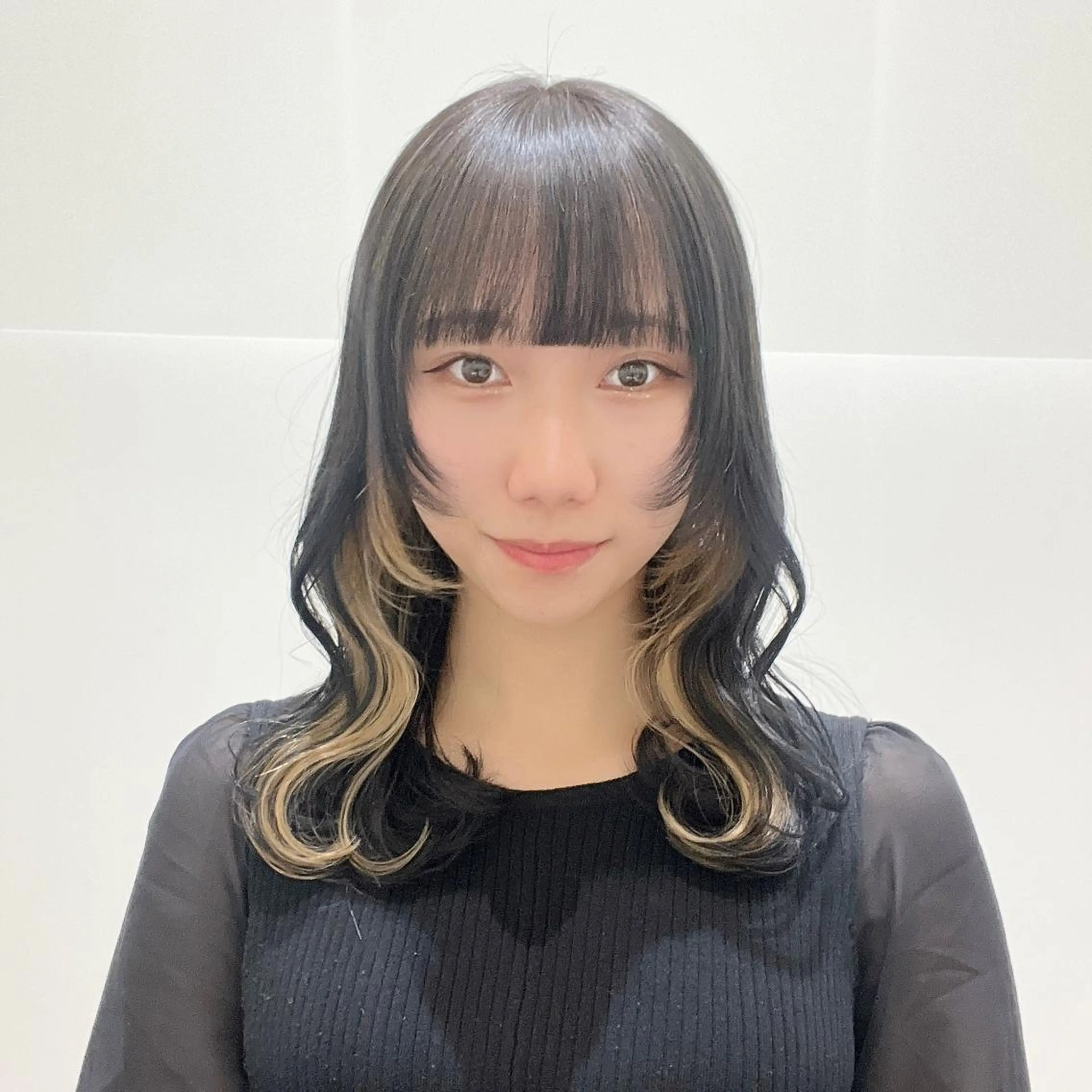 ミディアム カラー カット ヘアカラー 💖暖色・ハイトーン 🐈みおり💖のヘアスタイル