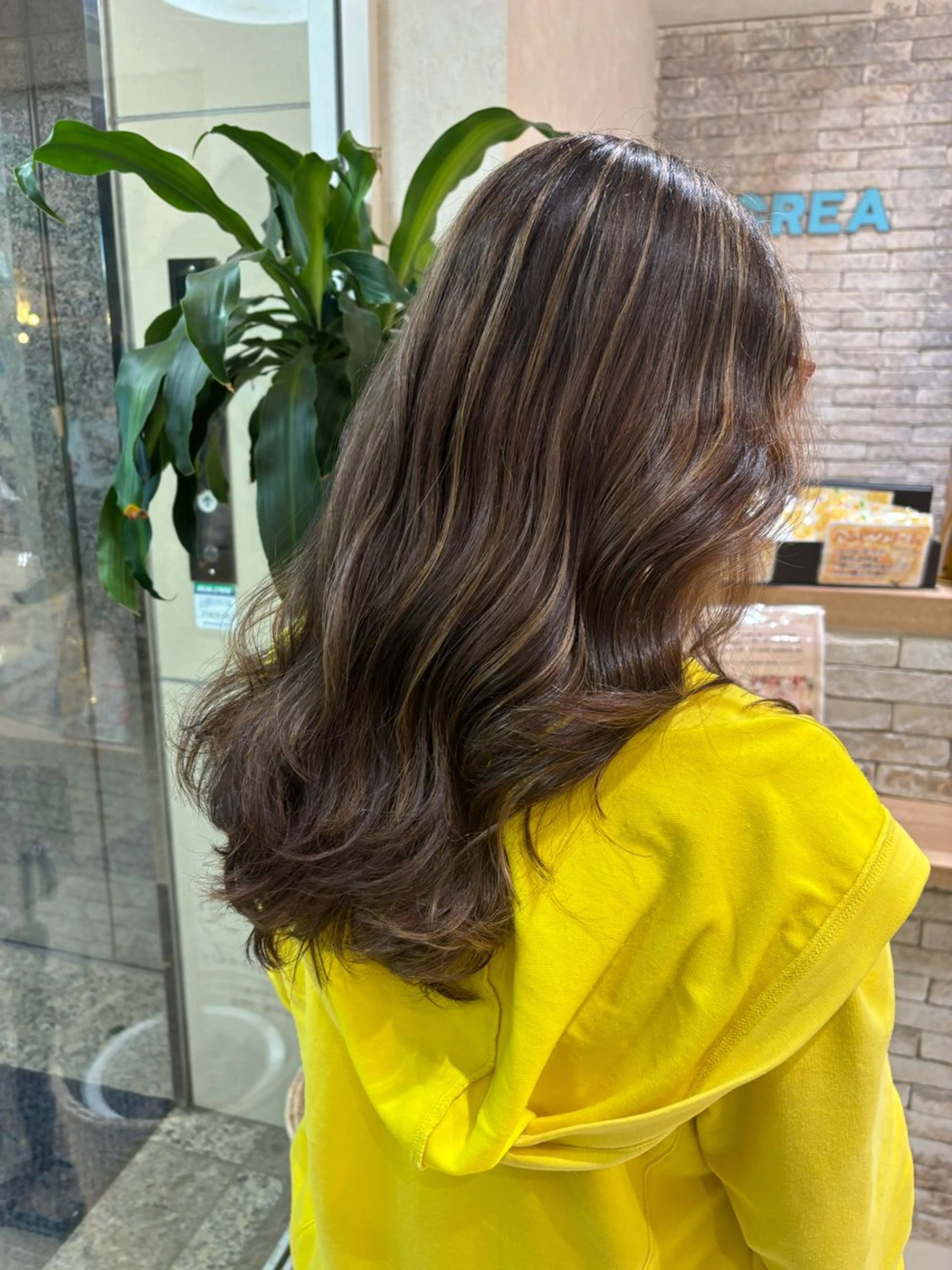 ロング カラー ヘアカラー ぷっつりボブ🫧 タケウチアミのヘアスタイル