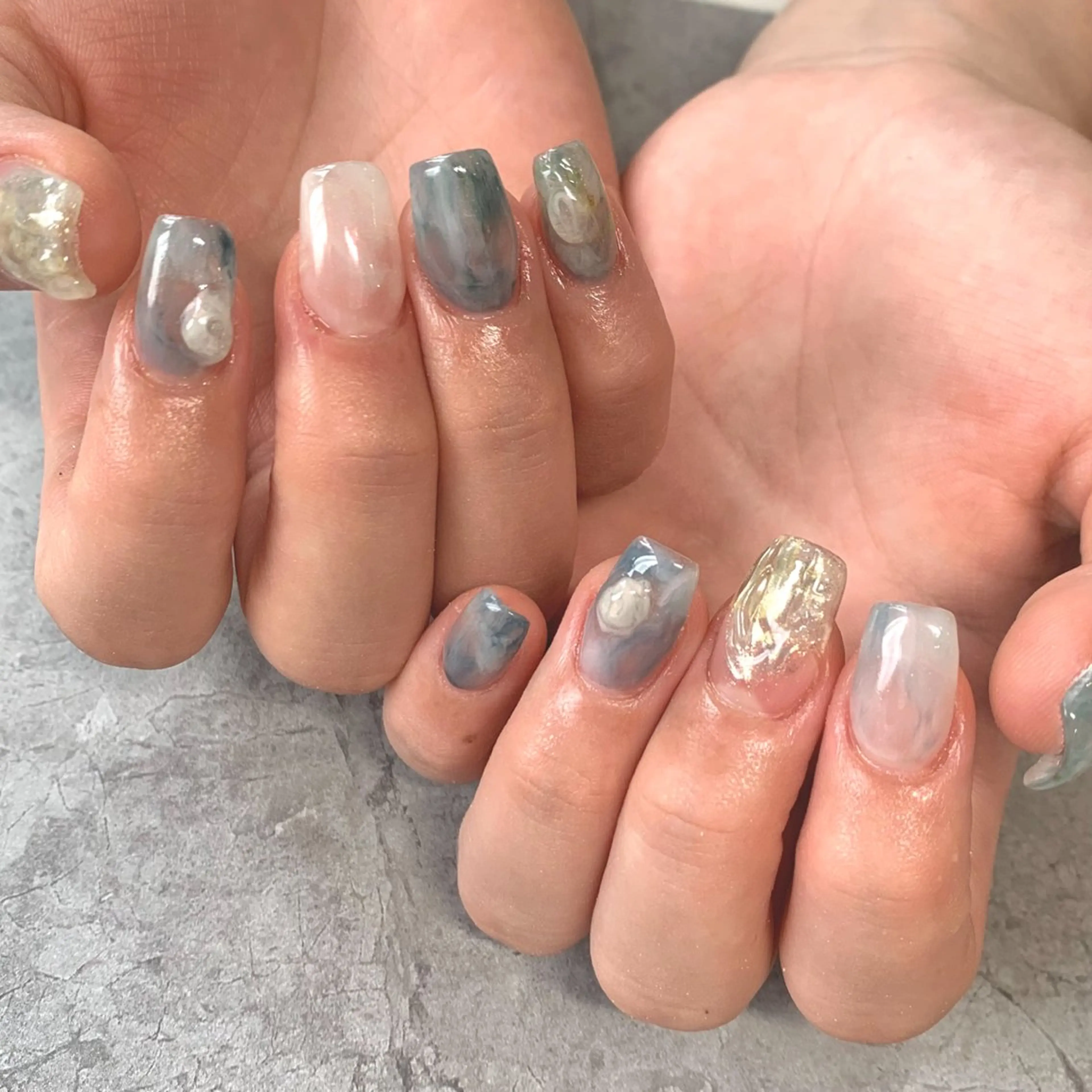 ネイル 大理石ネイル(マーブル) ミラーネイル ニュアンスネイル ハンドネイル Nail Salon Lillion【リリオン】所属・lillion karenのネイルデザイン