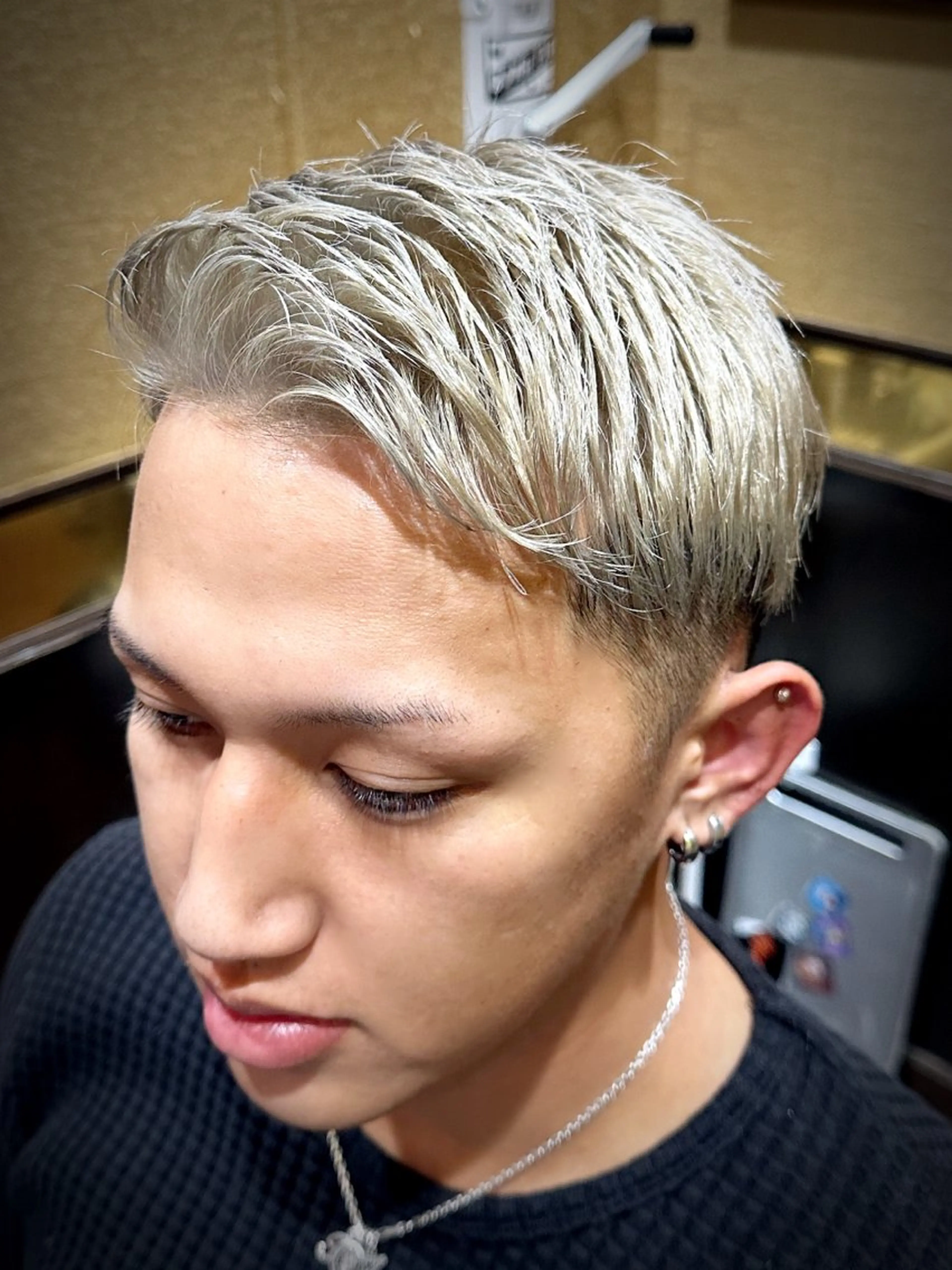カラー シルバー 店長💈山田竜太 BARBERのヘアスタイル