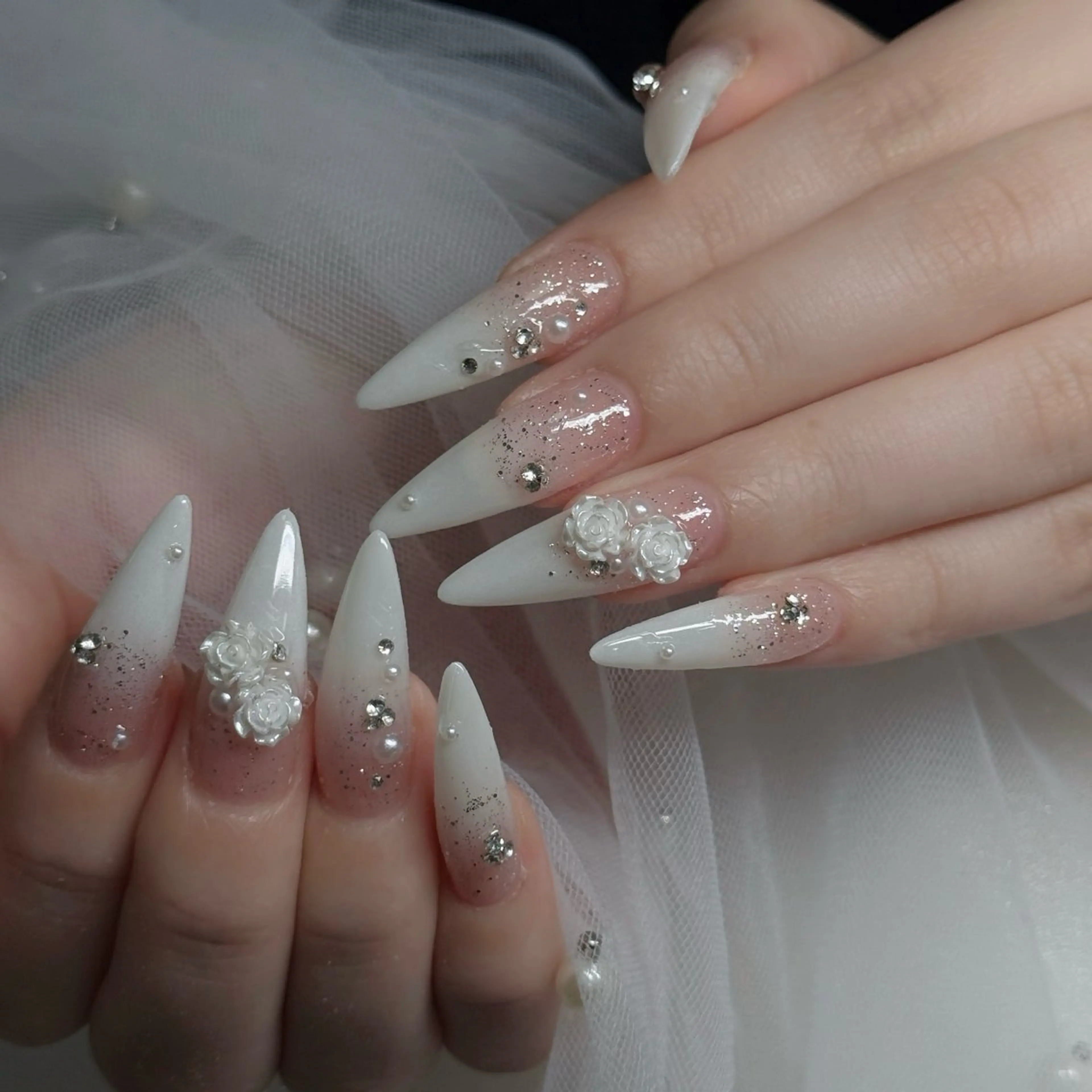 ネイル フットネイル フレンチネイル グラデーション 韓国ネイル ロングネイル ハンドネイル Hani Nail Salonのネイルデザイン