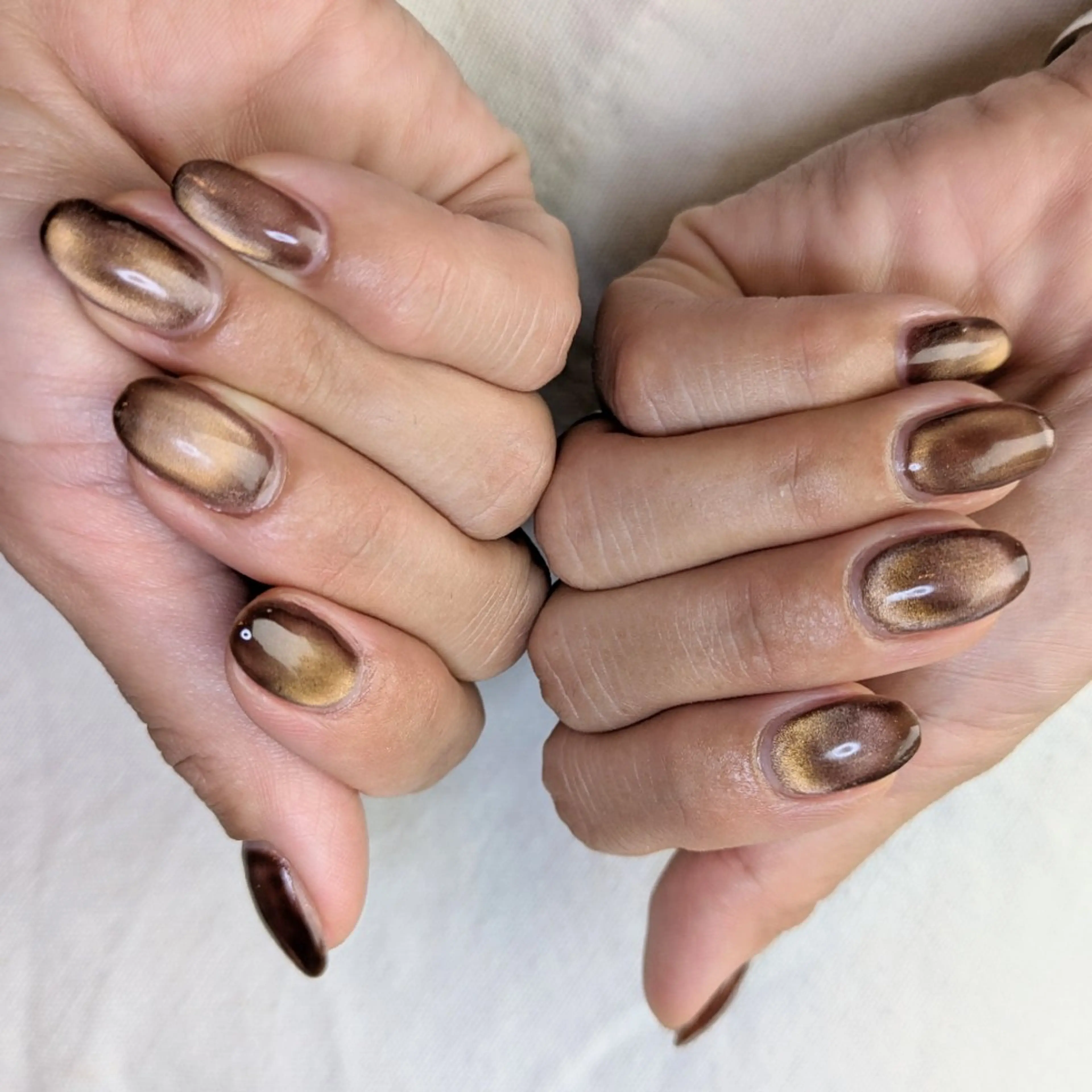 ハンドネイルワンカラー　フラッシュ💅マグネット（オフなし）の写真