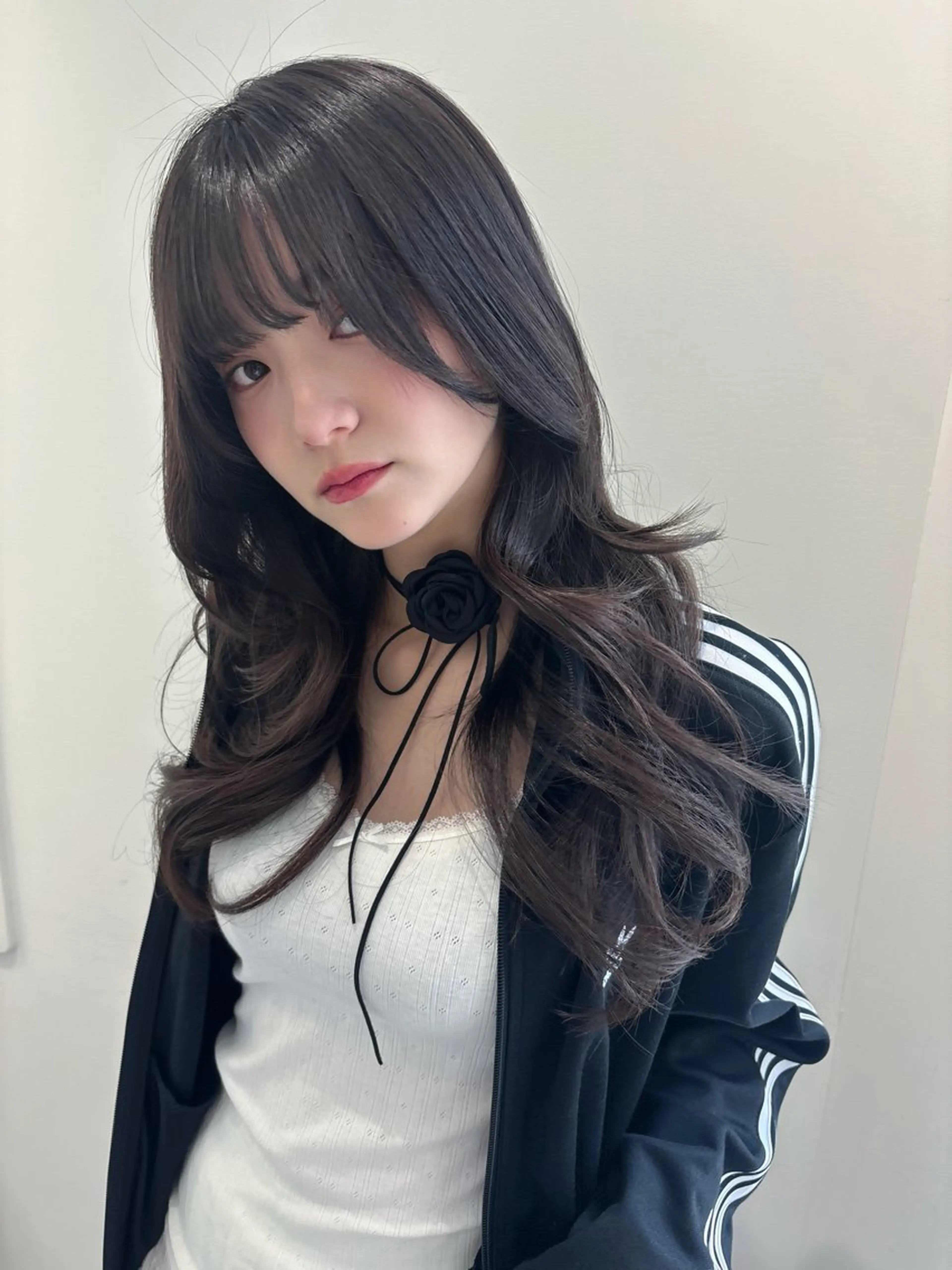 ロング カラー ロングレイヤー くびれヘア ハッシュカット 韓国風ヘア レイヤーカット カット ヘアカラー トリートメント ハッシュカット/韓国 レイヤー/Unaのヘアスタイル