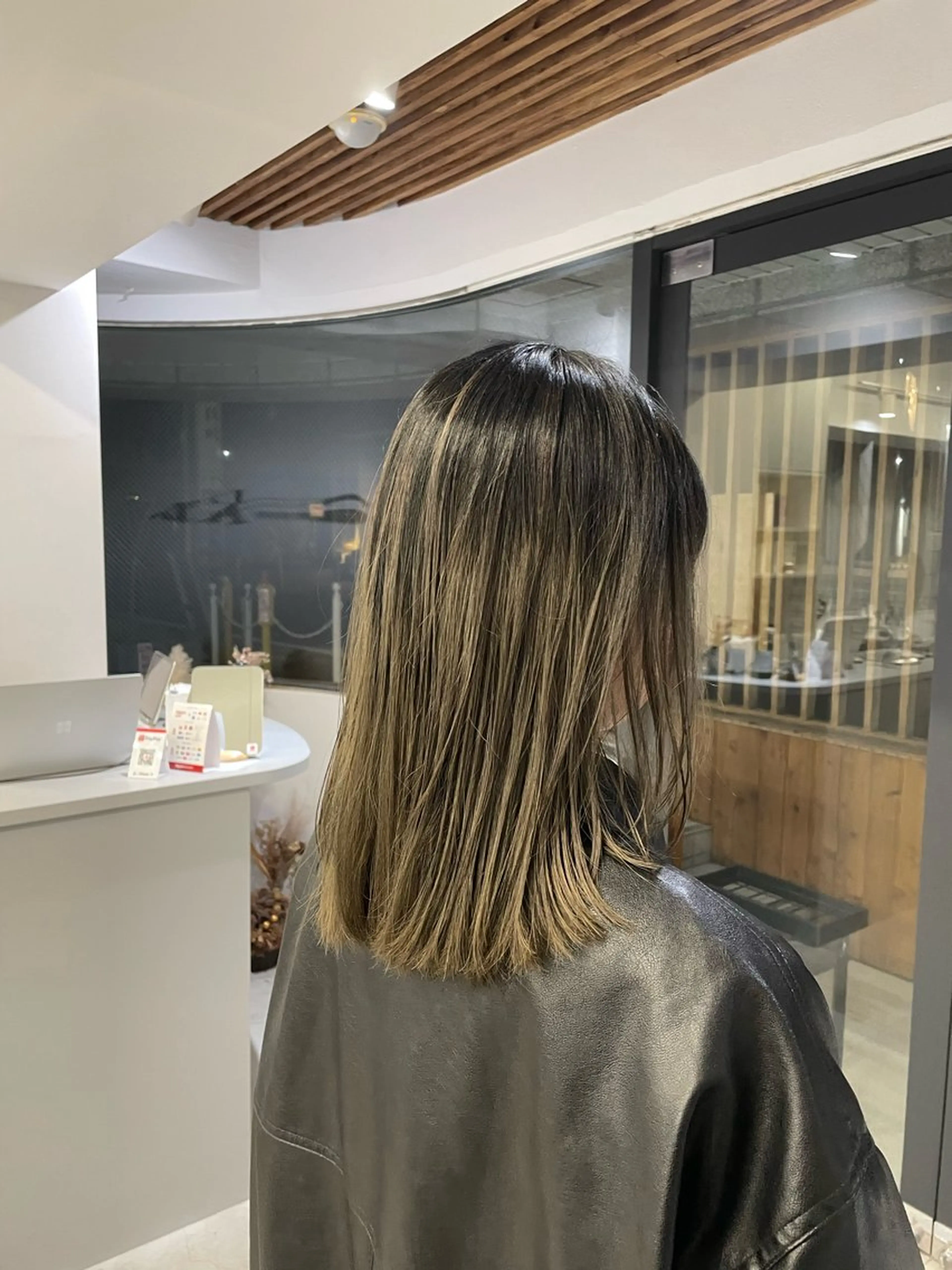 セミロング ヘアカラー 絶対綺麗な暖色カラー 🎯あります✨増渕✨のヘアスタイル