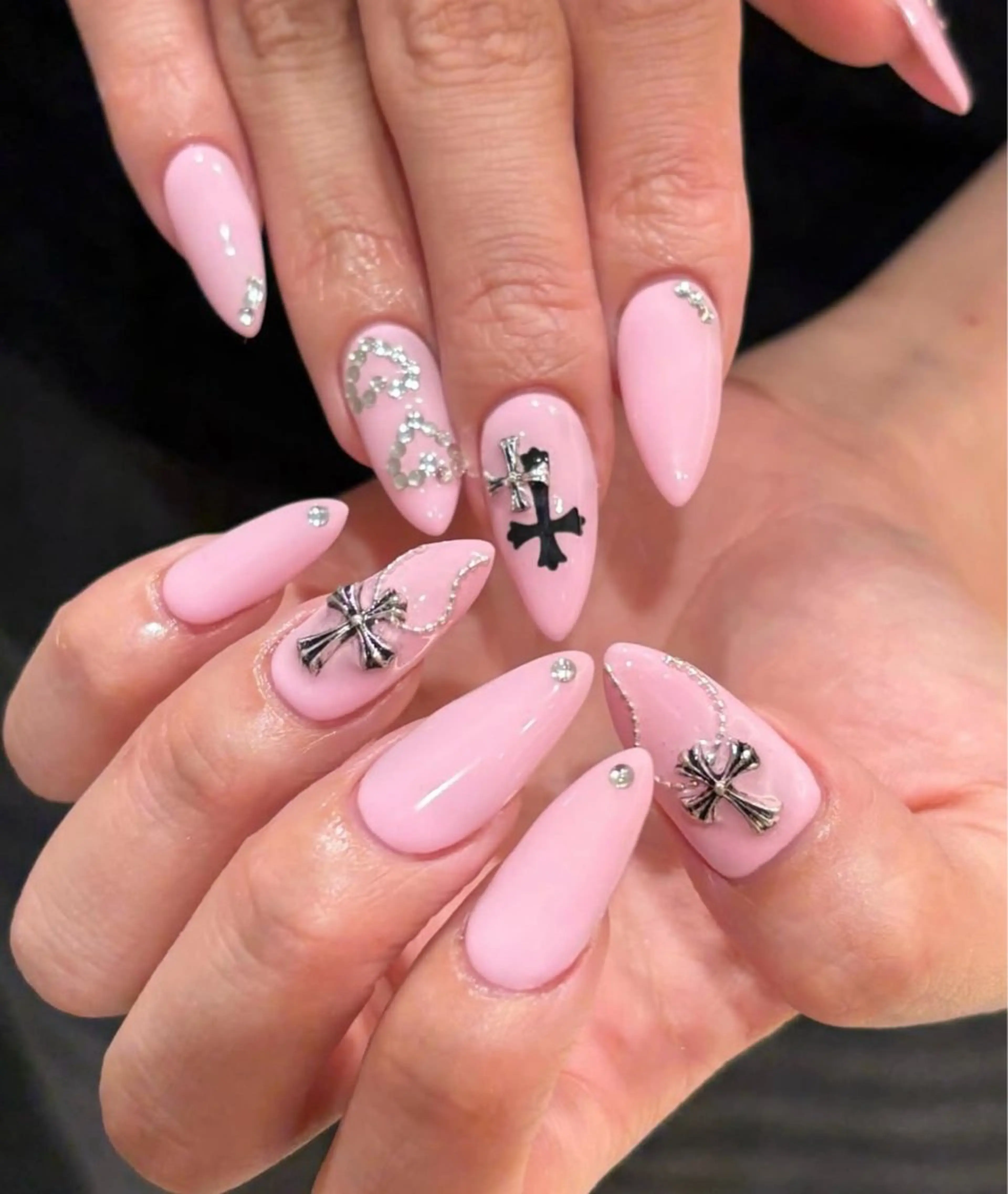 ネイル ハンドネイル BERA NAILSのネイルデザイン