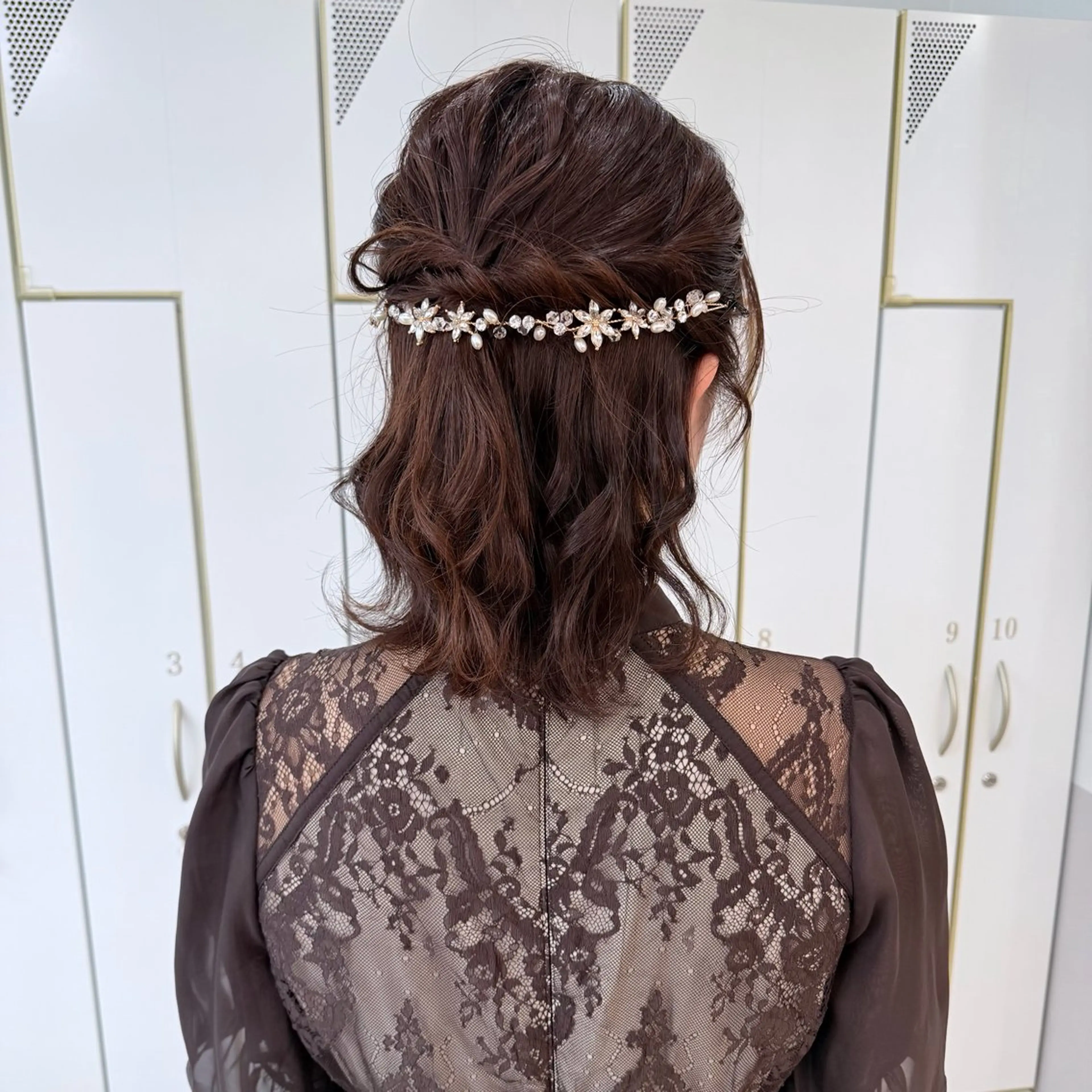 カラー ヘアアレンジ ハーフアップ ブラウンカラー オリーブブラウン ヘアカラー ヘアセット マミ☁️ヘアセット /お呼ばれヘア/銀座のヘアスタイル