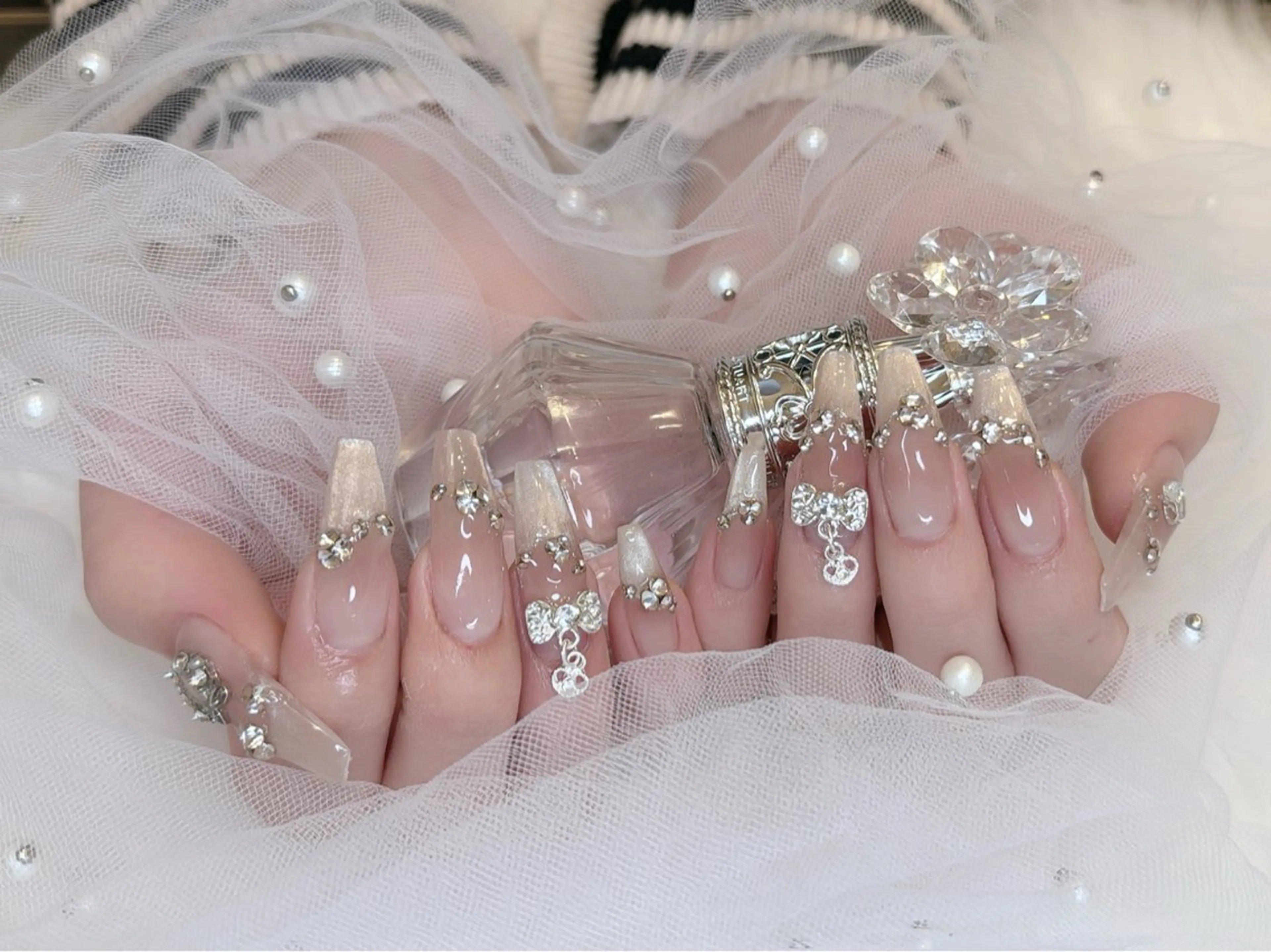 ネイル ハンドネイル ハンドケア Minéa nailのネイルデザイン