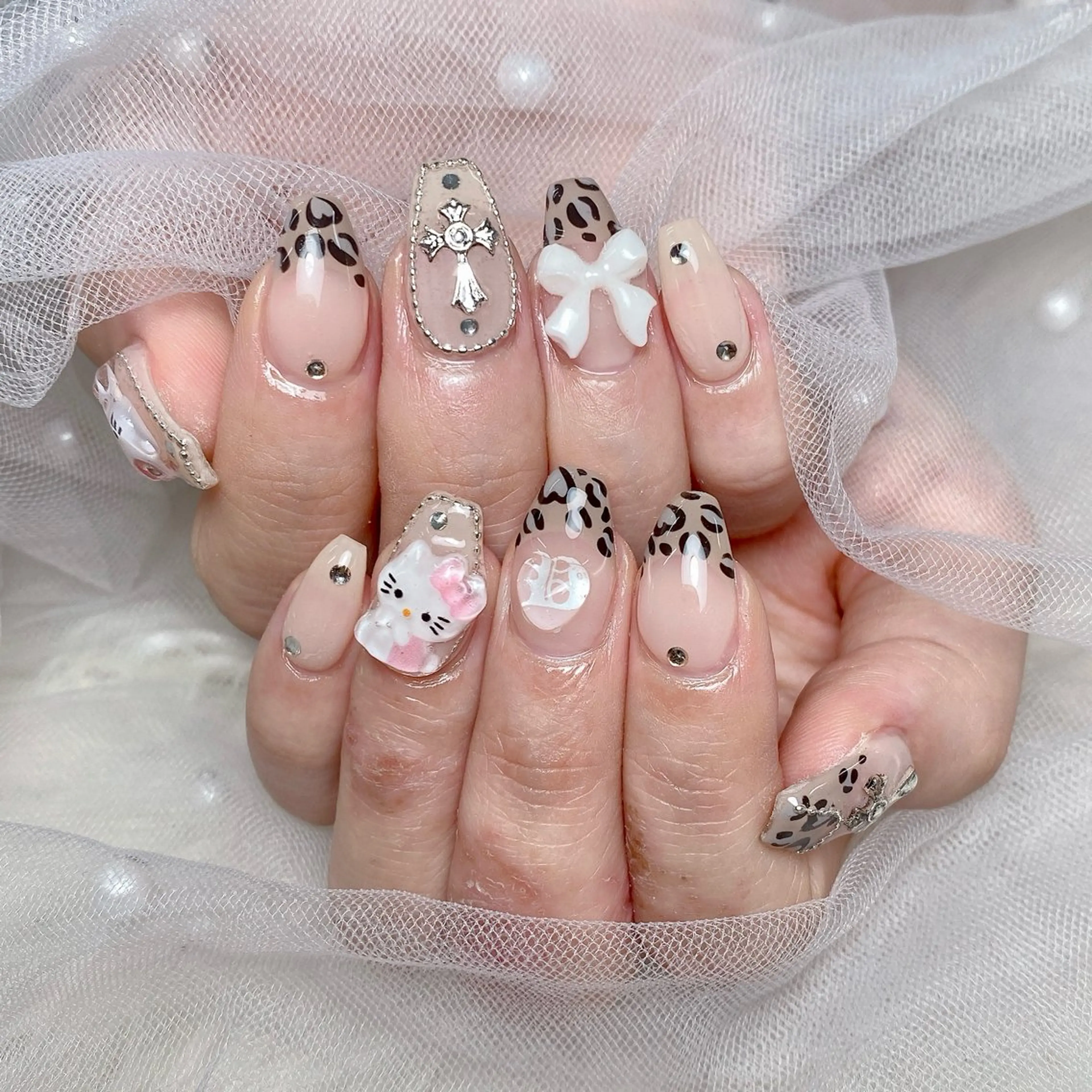 ネイル 長さ出し フレンチネイル ジェルネイル ガラスフレンチ 韓国ネイル For U nail スカルプ専門店のネイルデザイン