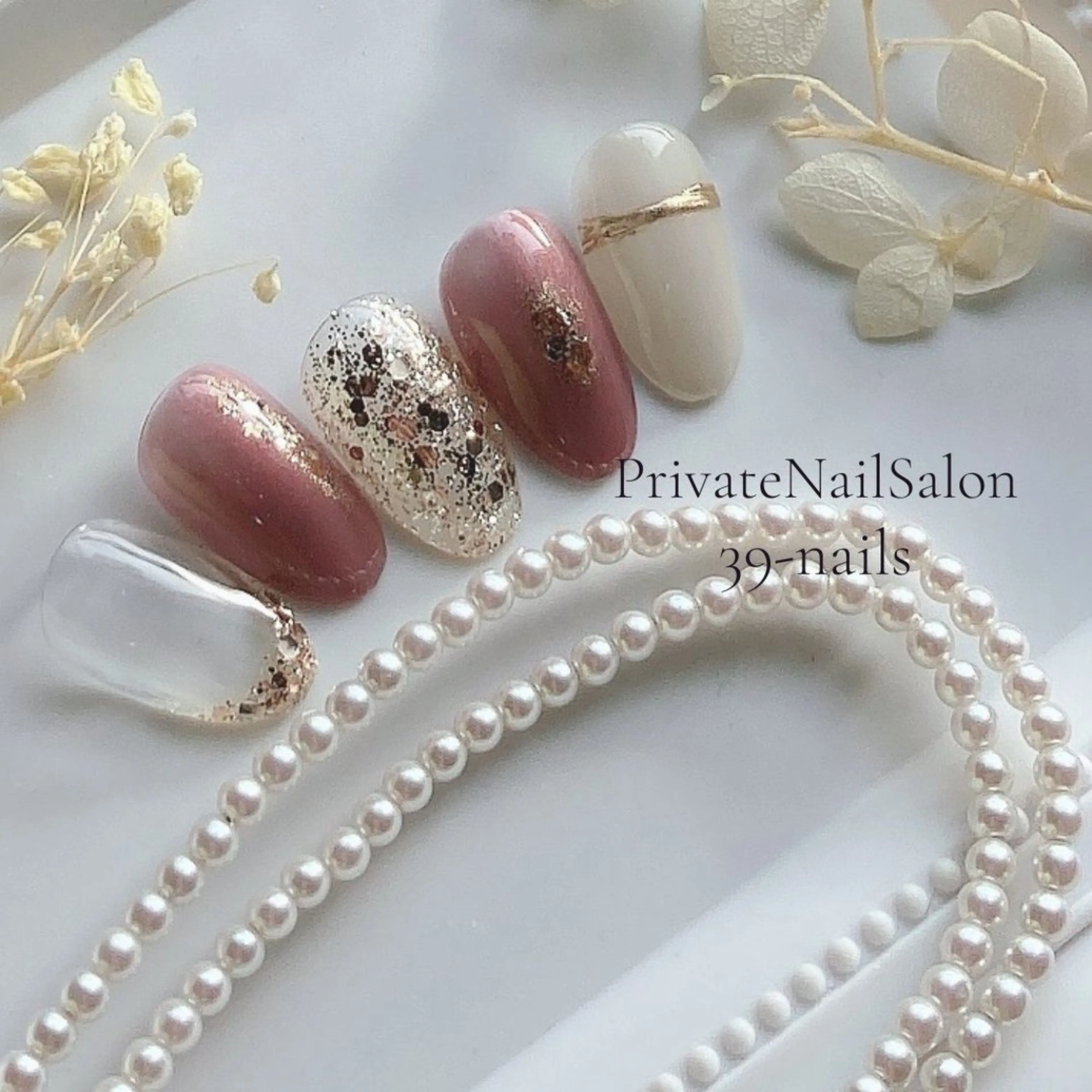 ネイル ジェルネイル 持ち込み ニュアンスネイル オフィスネイル パラジェル ハンドネイル 39-nails EharaMikuのネイルデザイン