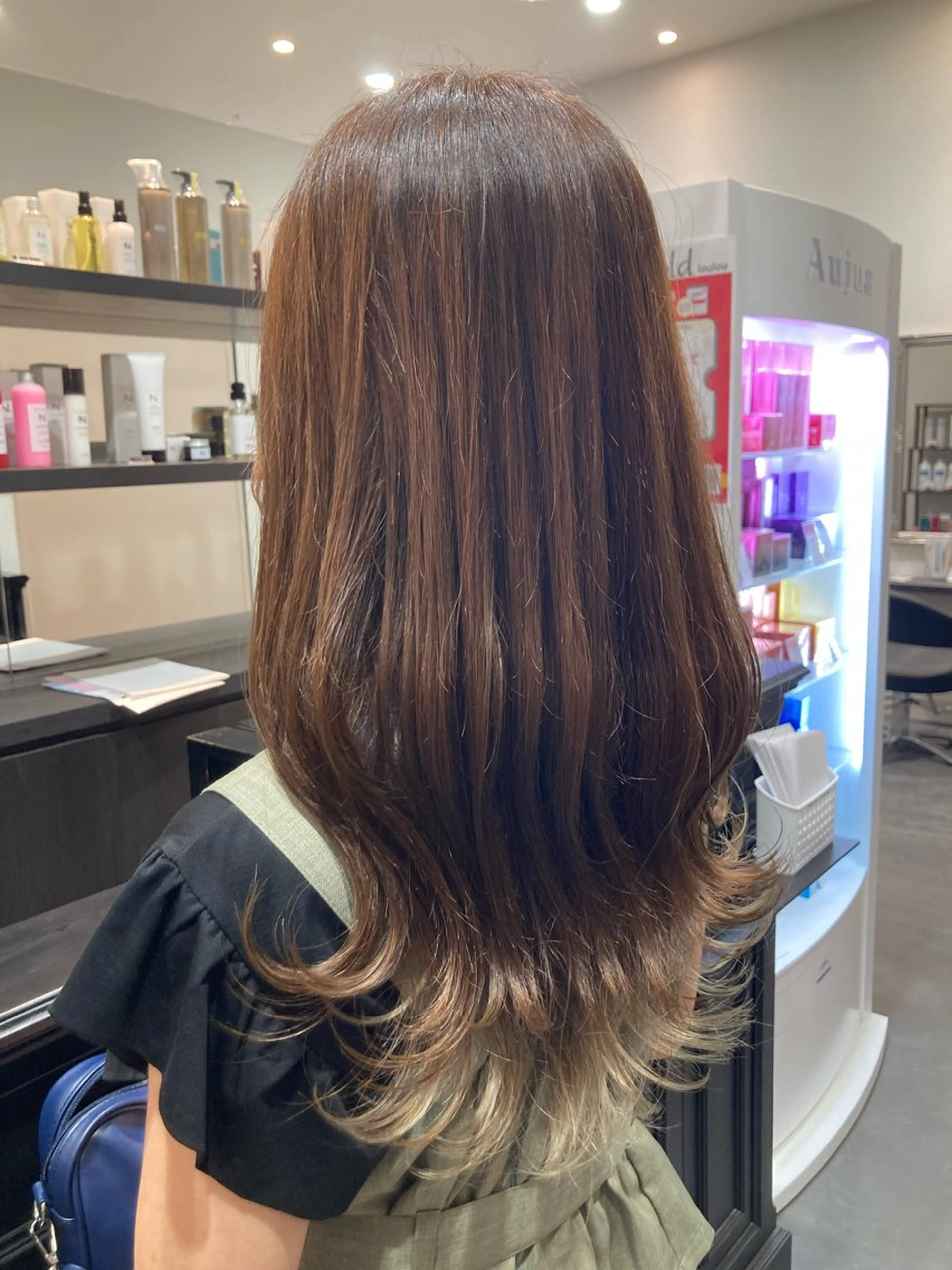 セミロング カット ヘアカラー hair salon rita 野々市所属・中野 幹也のヘアスタイル