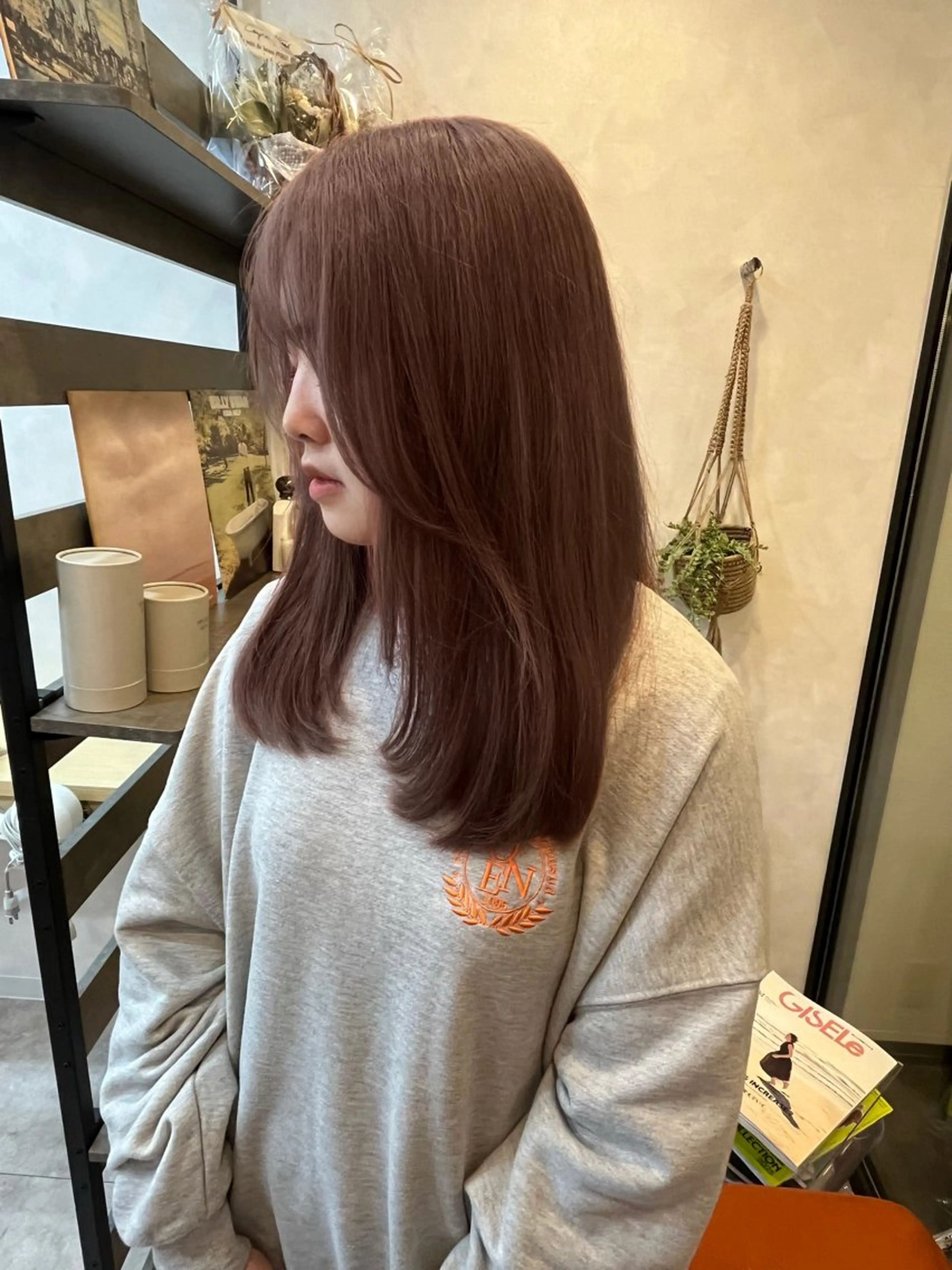 ミディアム カラー カット ヘアカラー トリートメント 髪質改善/レイヤー/ ボブ/磯野史歩のヘアスタイル