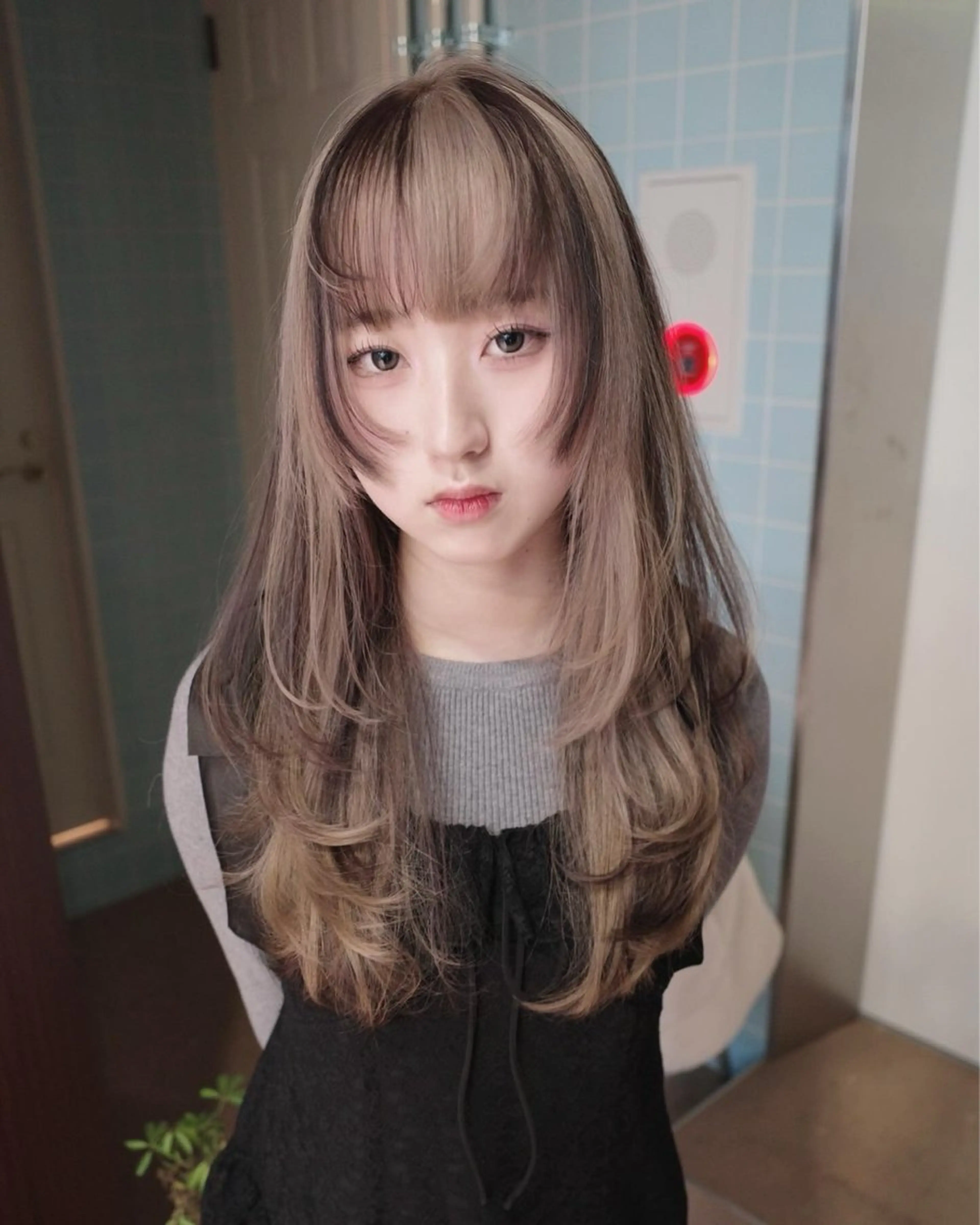 ロング カラー デザインカラー 顔まわりレイヤー レイヤーカット ウルフカット カット ヘアカラー トリートメント cope'u ROWEN所属・ウルフ/レイヤー/ 渋谷🔮西村 悠大のヘアスタイル