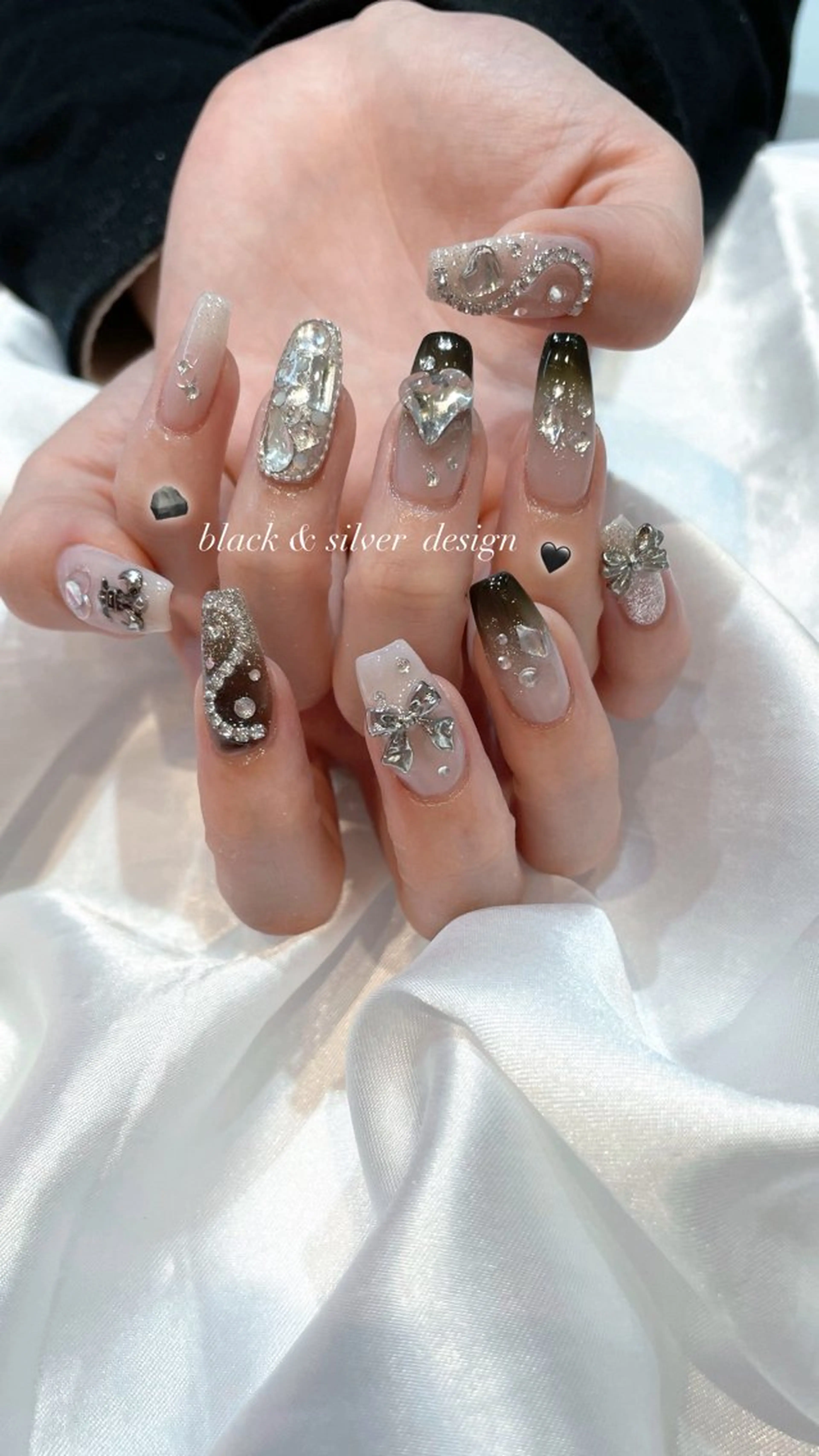 ネイル ハンドネイル classic 新横浜所属・山田 暉のネイルデザイン