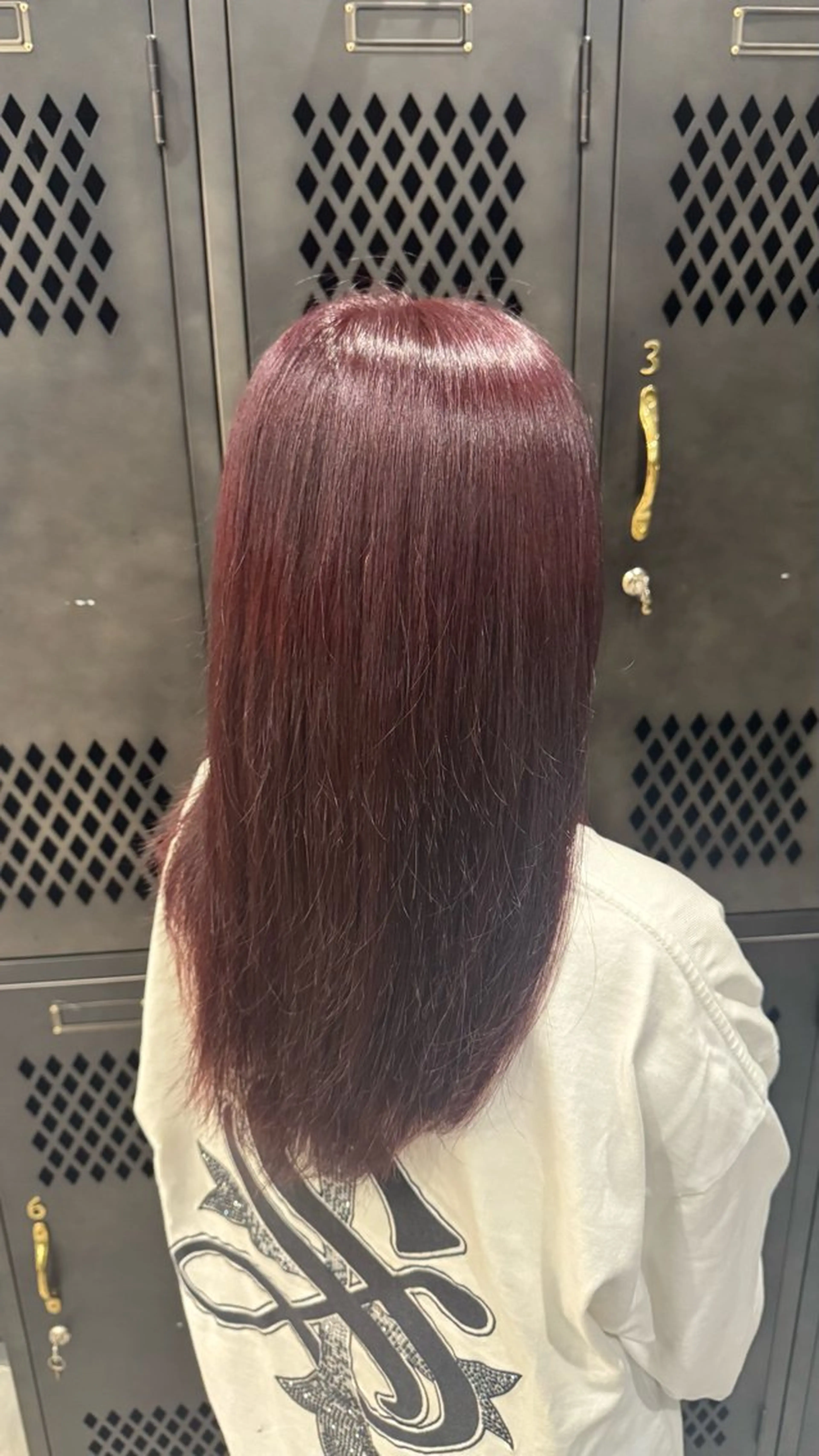 カラー 加藤 小春のヘアスタイル