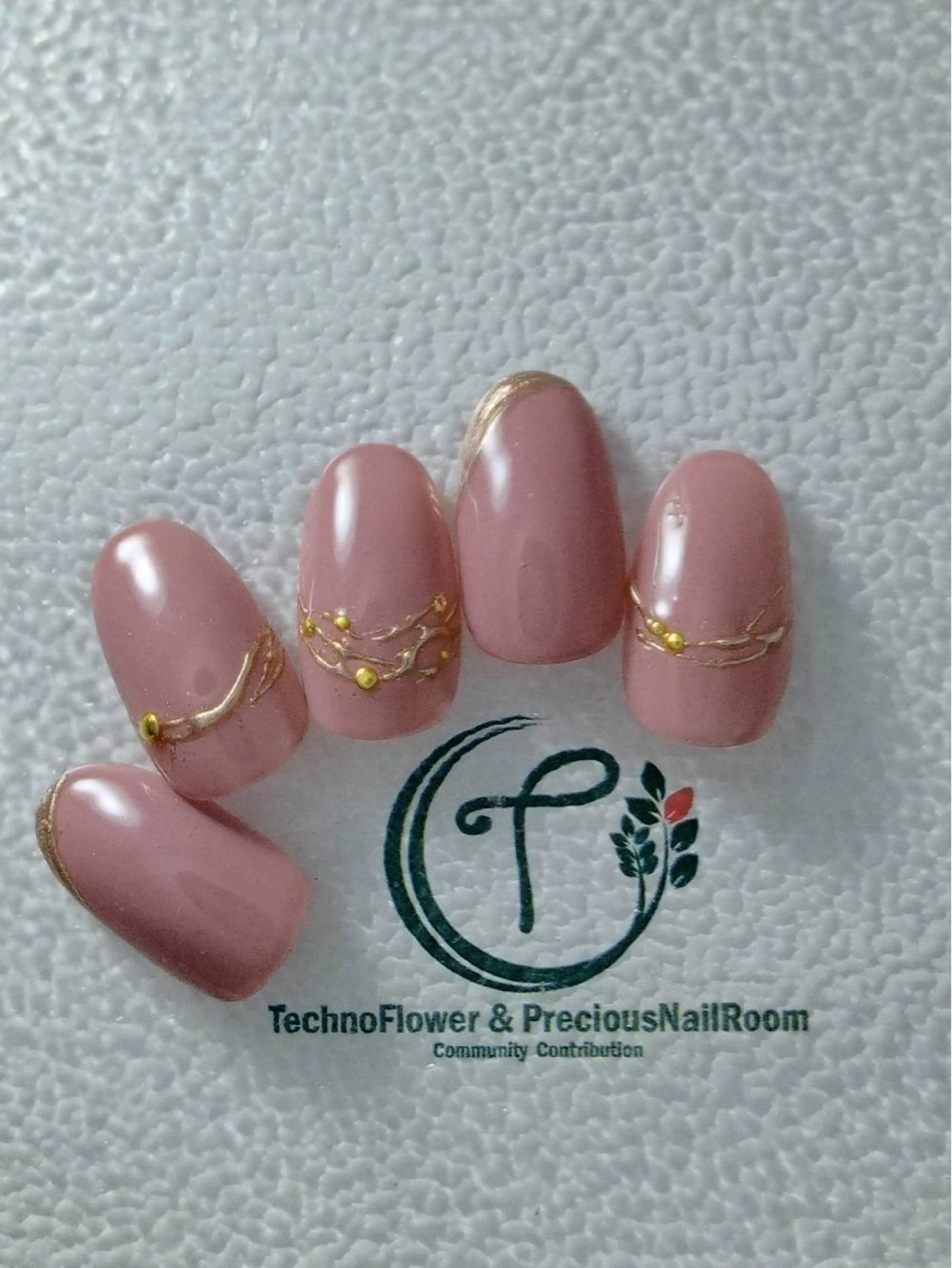 ネイル フラワーネイル ハンドネイル precious nail room所属・precious nail  roomのネイルデザイン