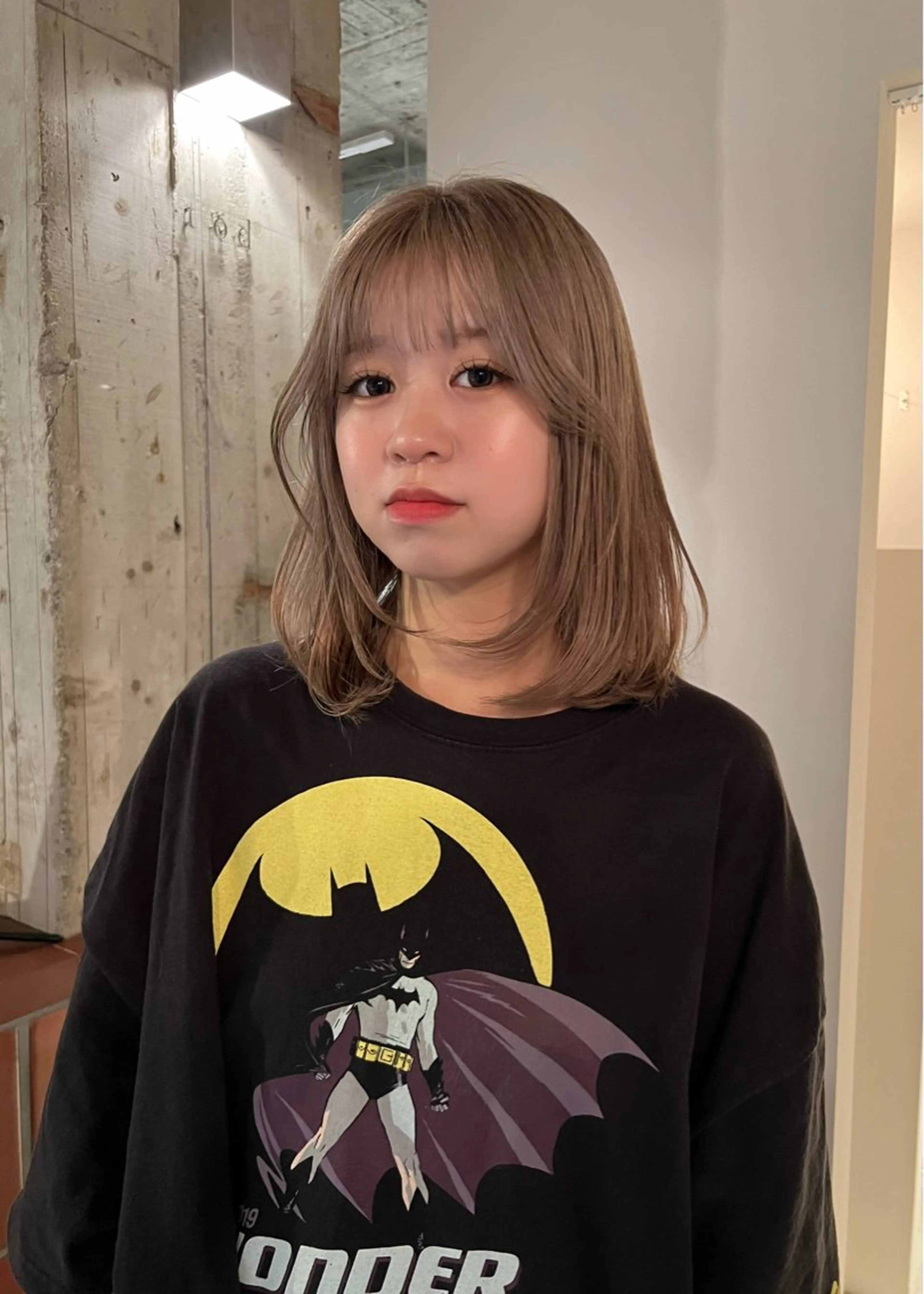 ミディアム 伊藤 美咲のヘアスタイル