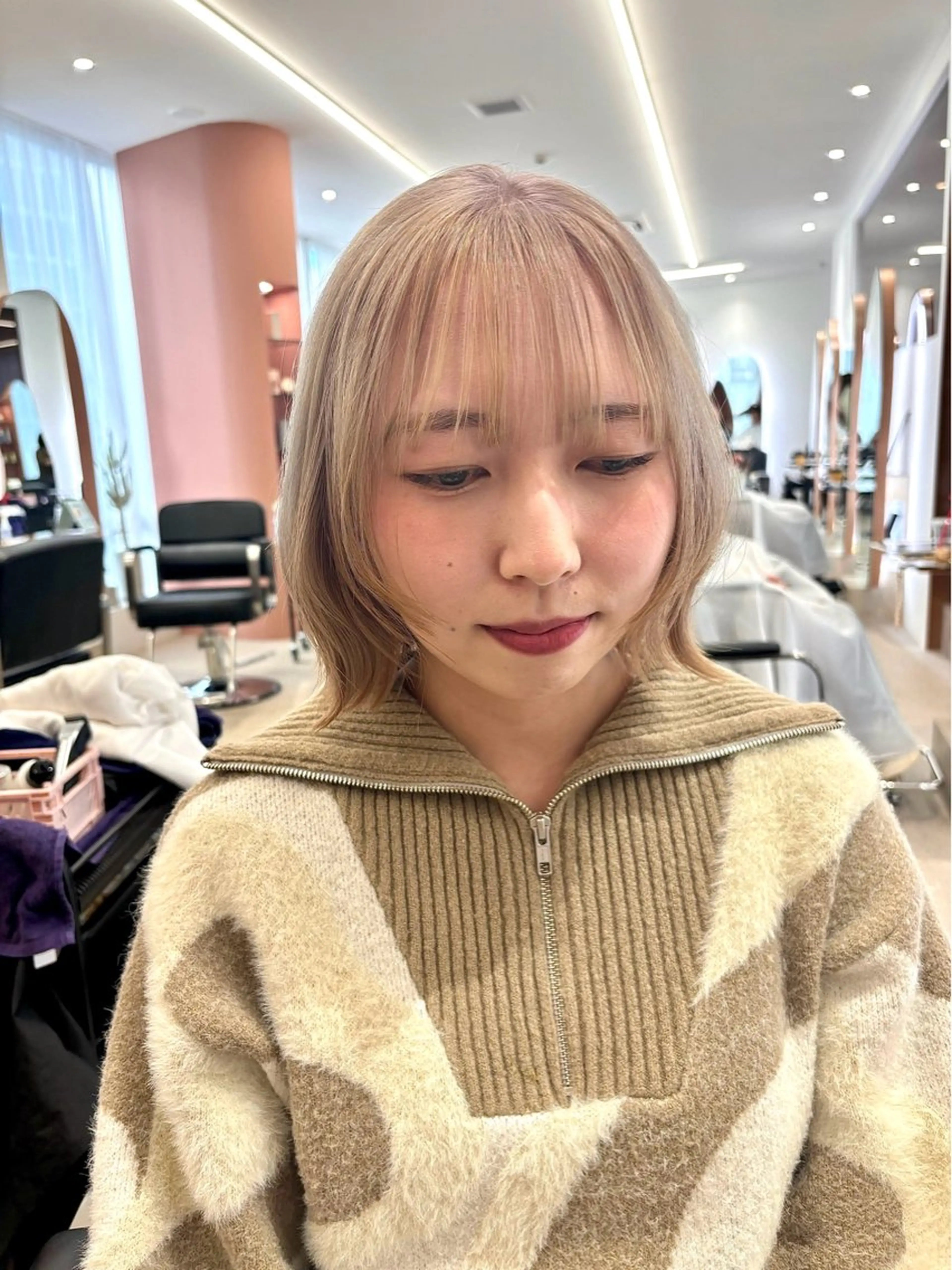 ショート ボブ/ポイントパ ーマ大阪梅田/みなみのヘアスタイル