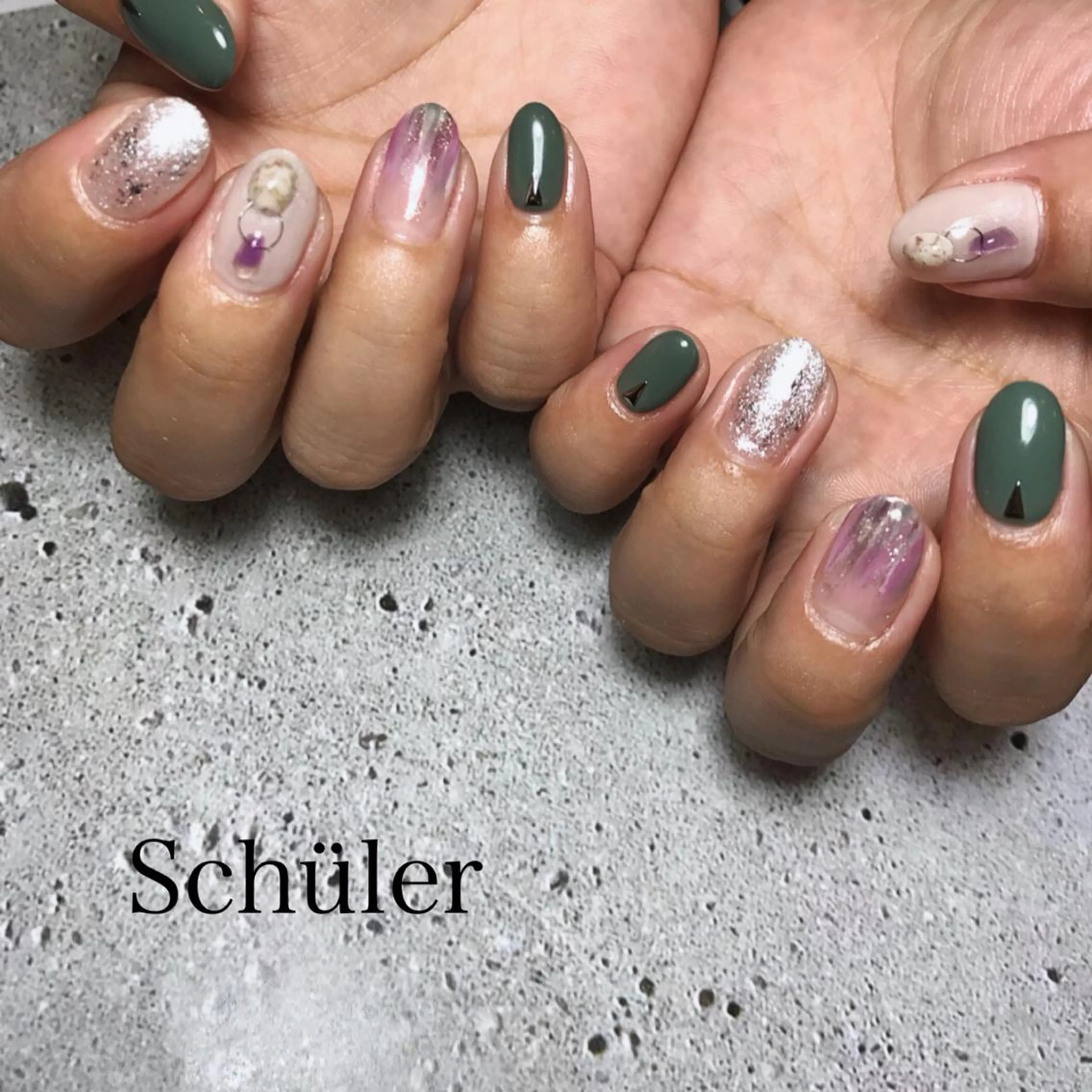 ネイル Schüler所属・野内 まきのネイルデザイン