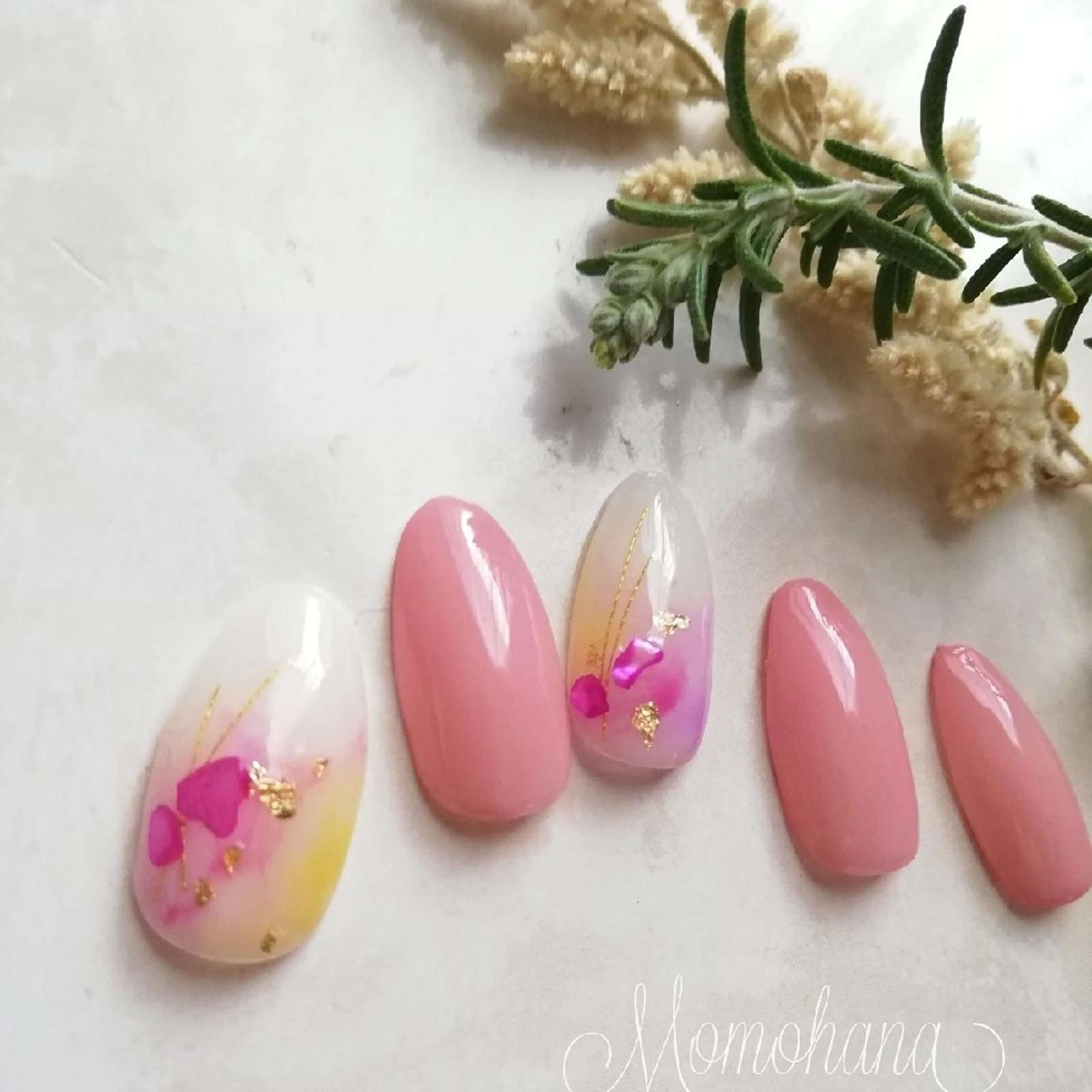 ネイル ニュアンスネイル 春ネイル momohana  のネイルデザイン