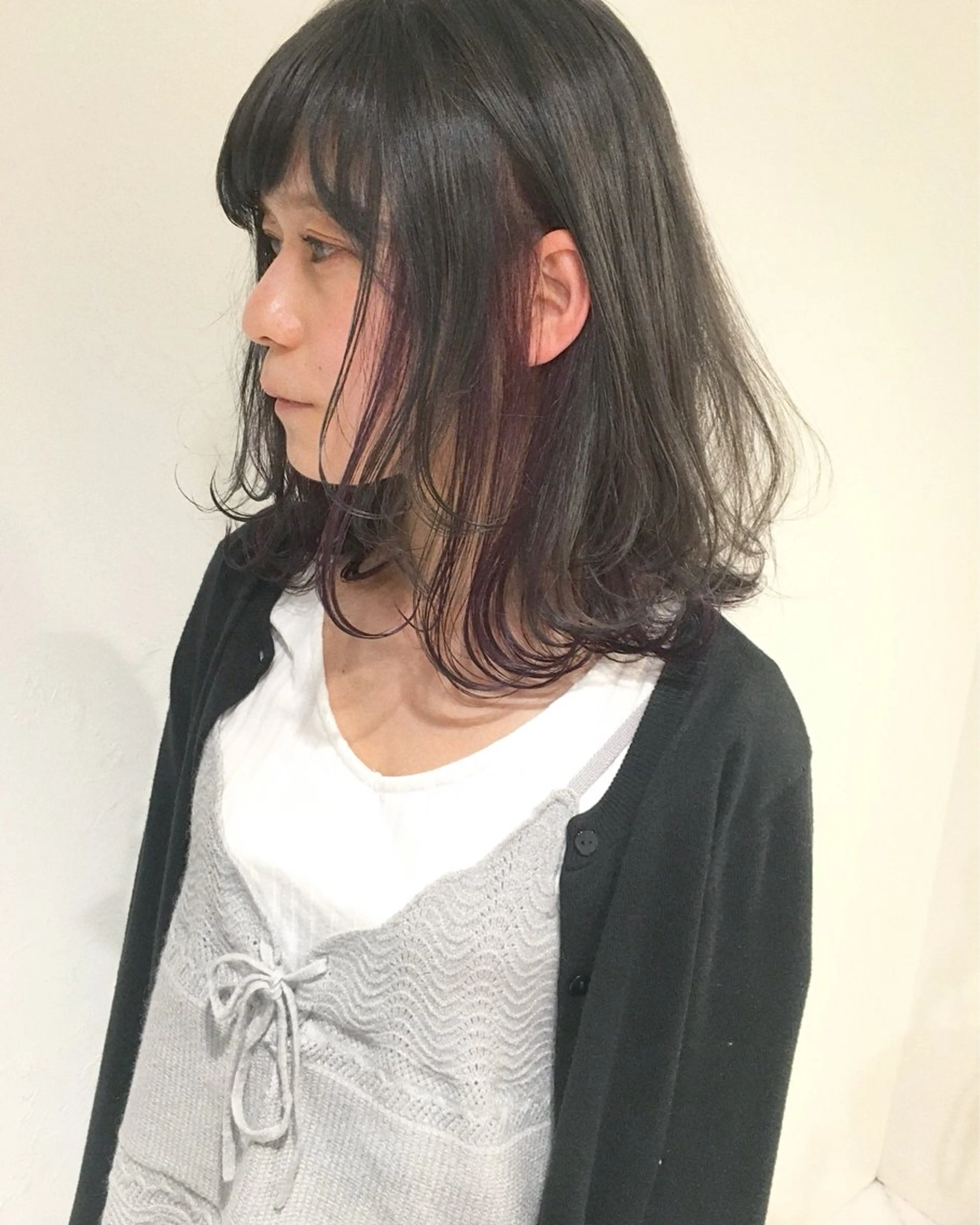 ミディアム カラー ダークグレー ダークグレージュ グレージュ インナーカラー ラベンダーカラー ヘアカラー トリートメント レイヤーカット🪄 耳ツボ🎀Ayumiのヘアスタイル