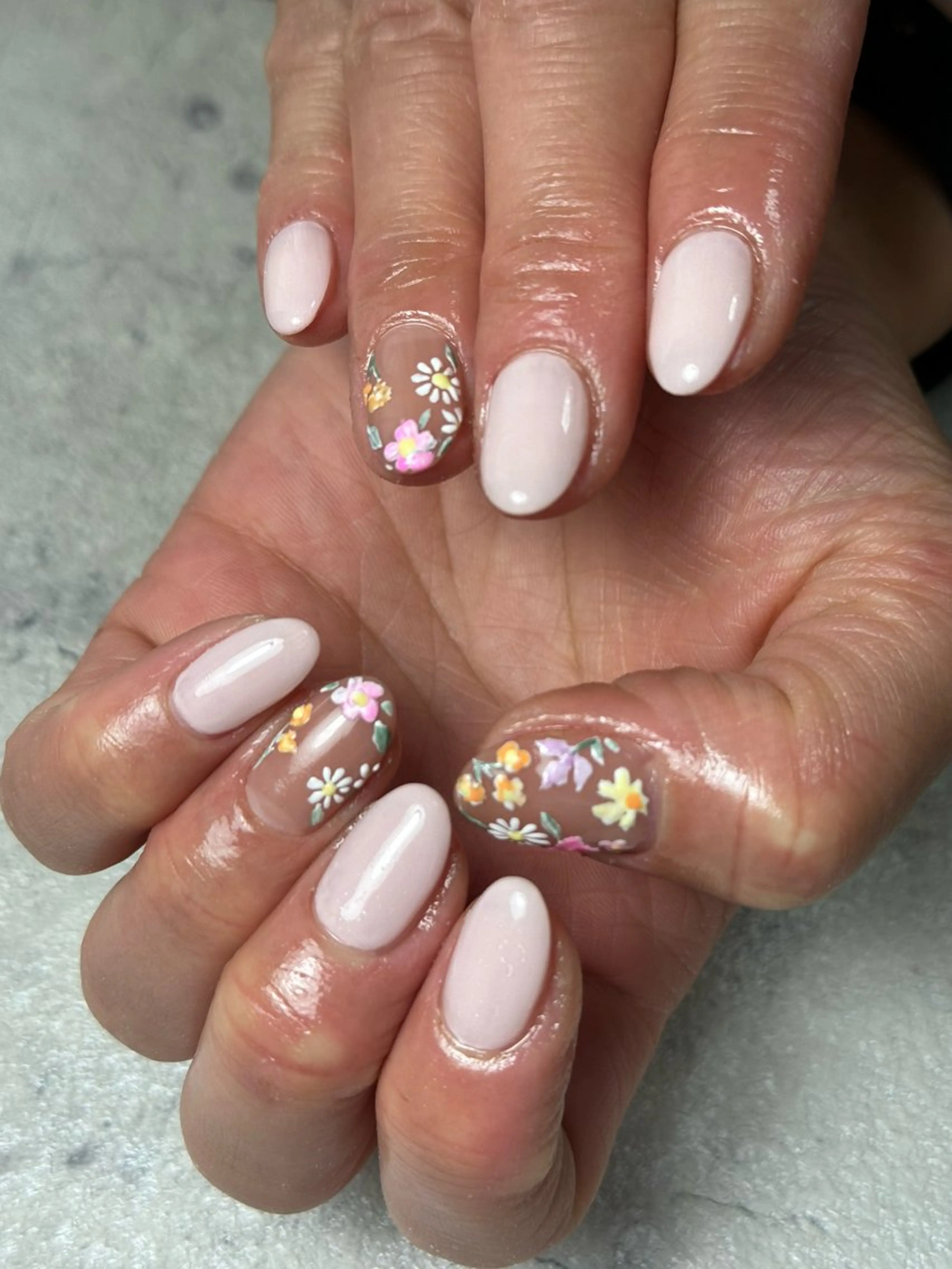 ネイル アートネイル フットネイル ジェルネイル 持ち込み パラジェル ハンドネイル flowers nailのネイルデザイン