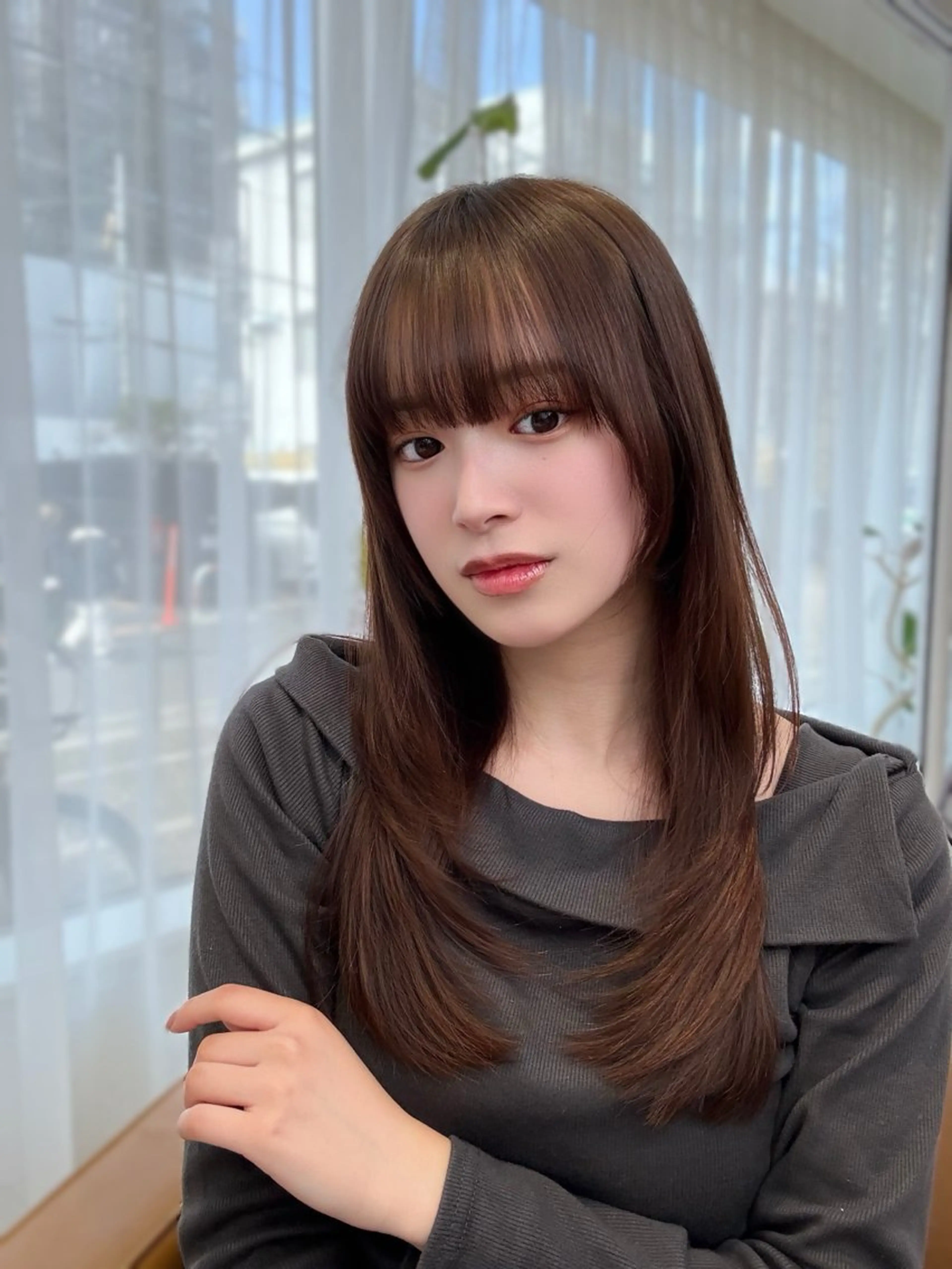 ロング カット Rayreee　原宿・表参道所属・前髪顔周り 韓国前髪Hirotoのヘアスタイル