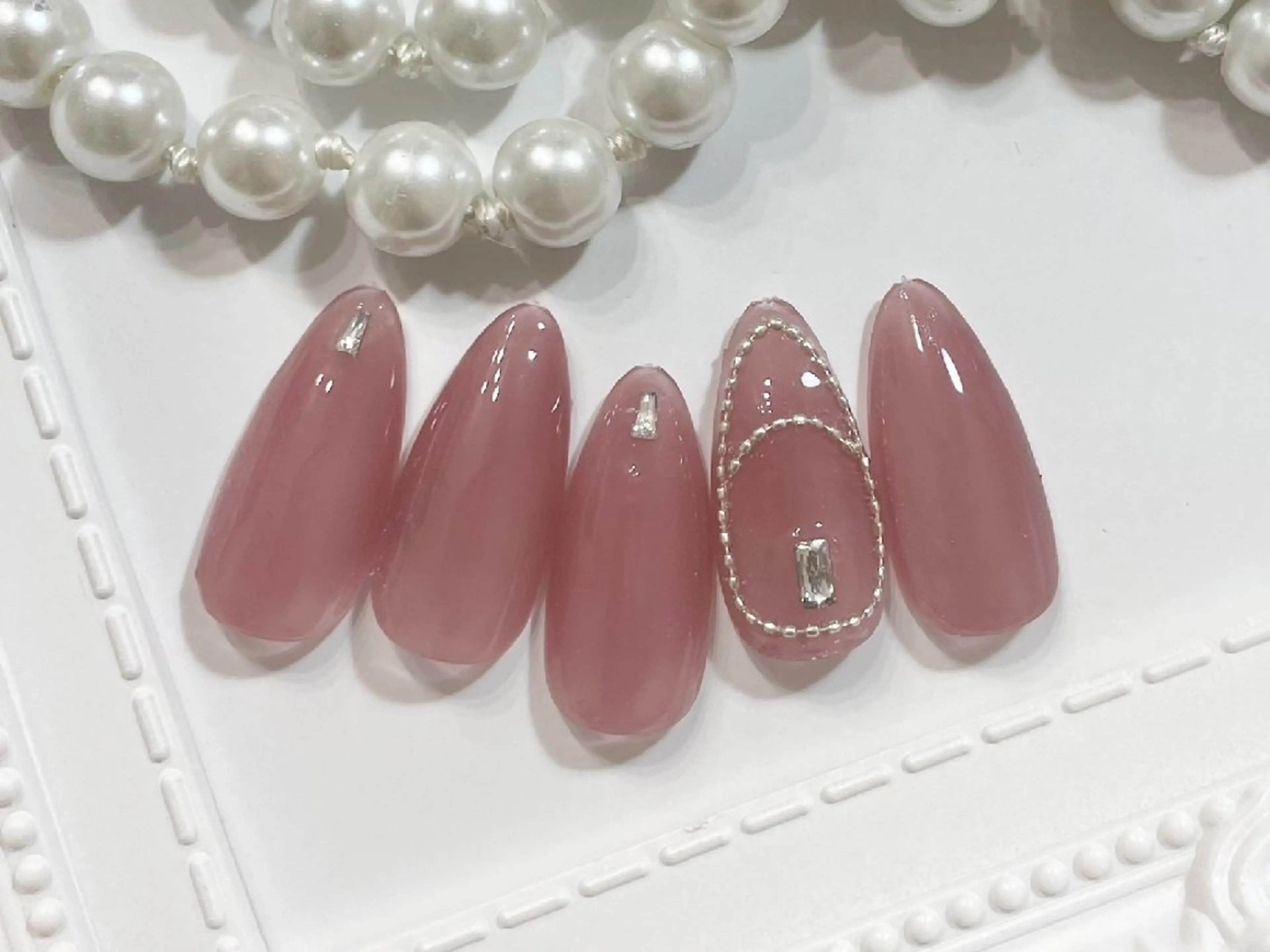 ネイル キラキラネイル 韓国ネイル オフィスネイル シンプルネイル ワンホンネイル ハンドネイル Nailsalon Merci東中野のネイルデザイン