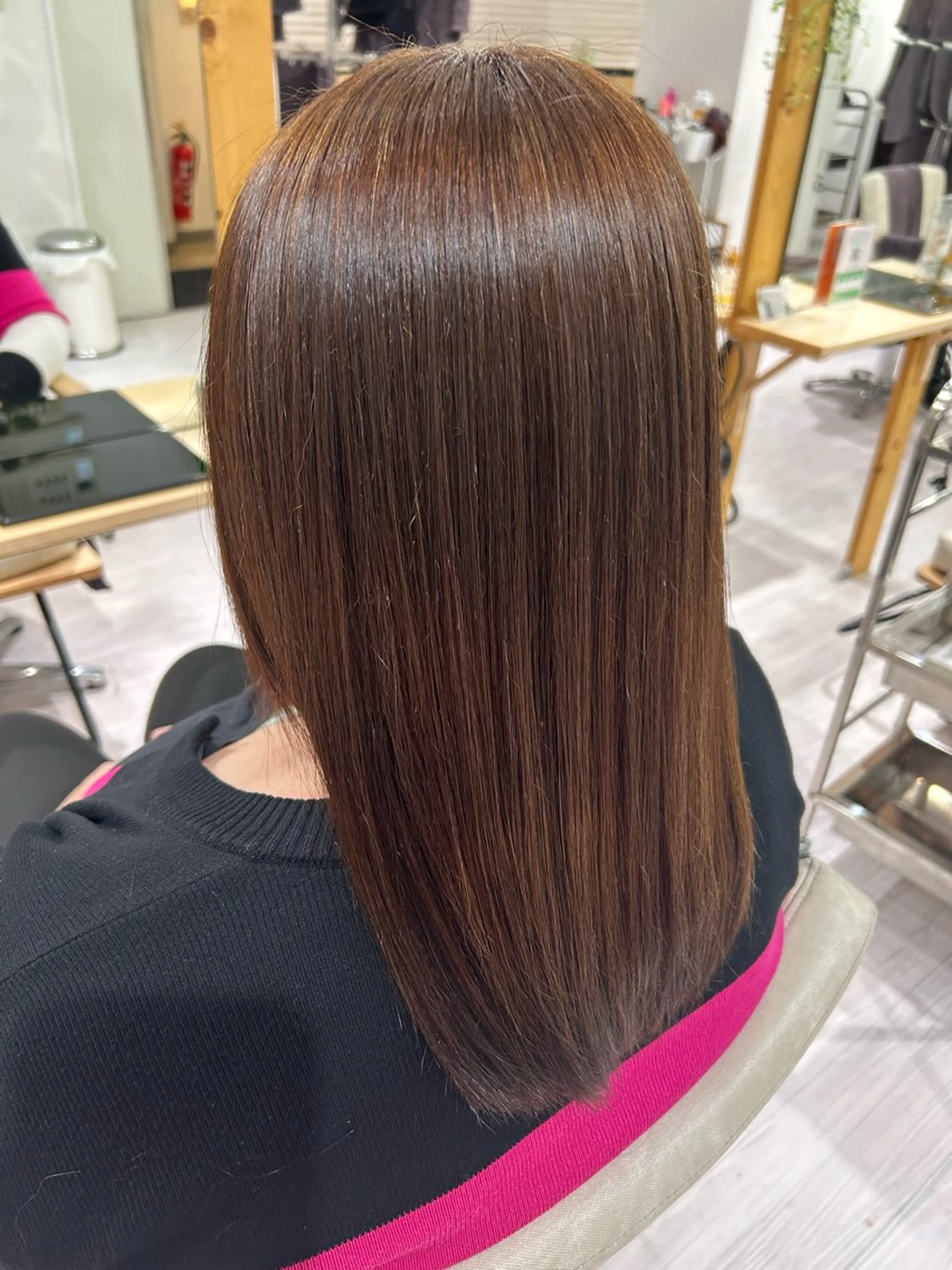 ロング オリーブ・赤み消し 💚MAKOTO💚のヘアスタイル