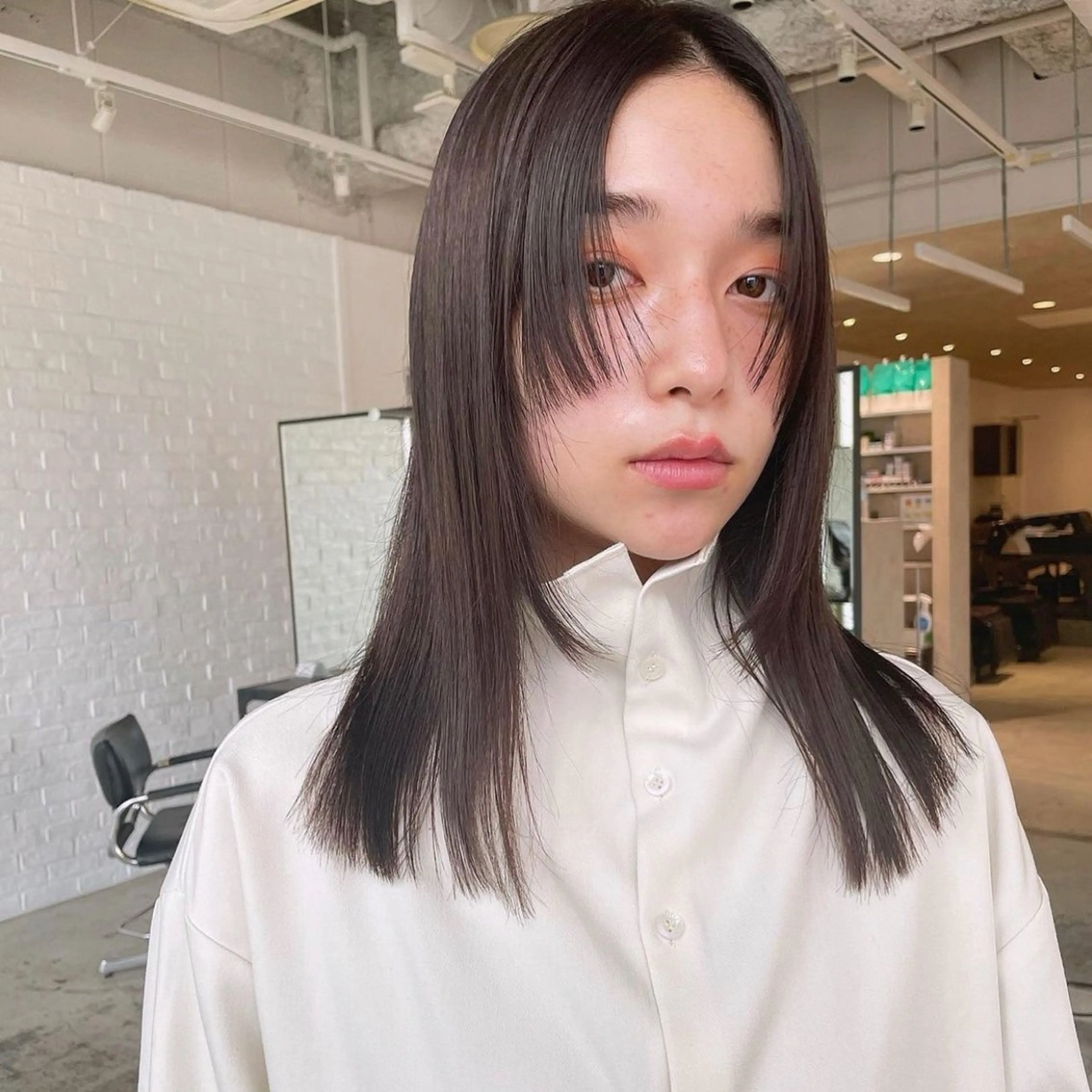 セミロング ハイトーン×デザイン 似合わせ/Yoheiのヘアスタイル