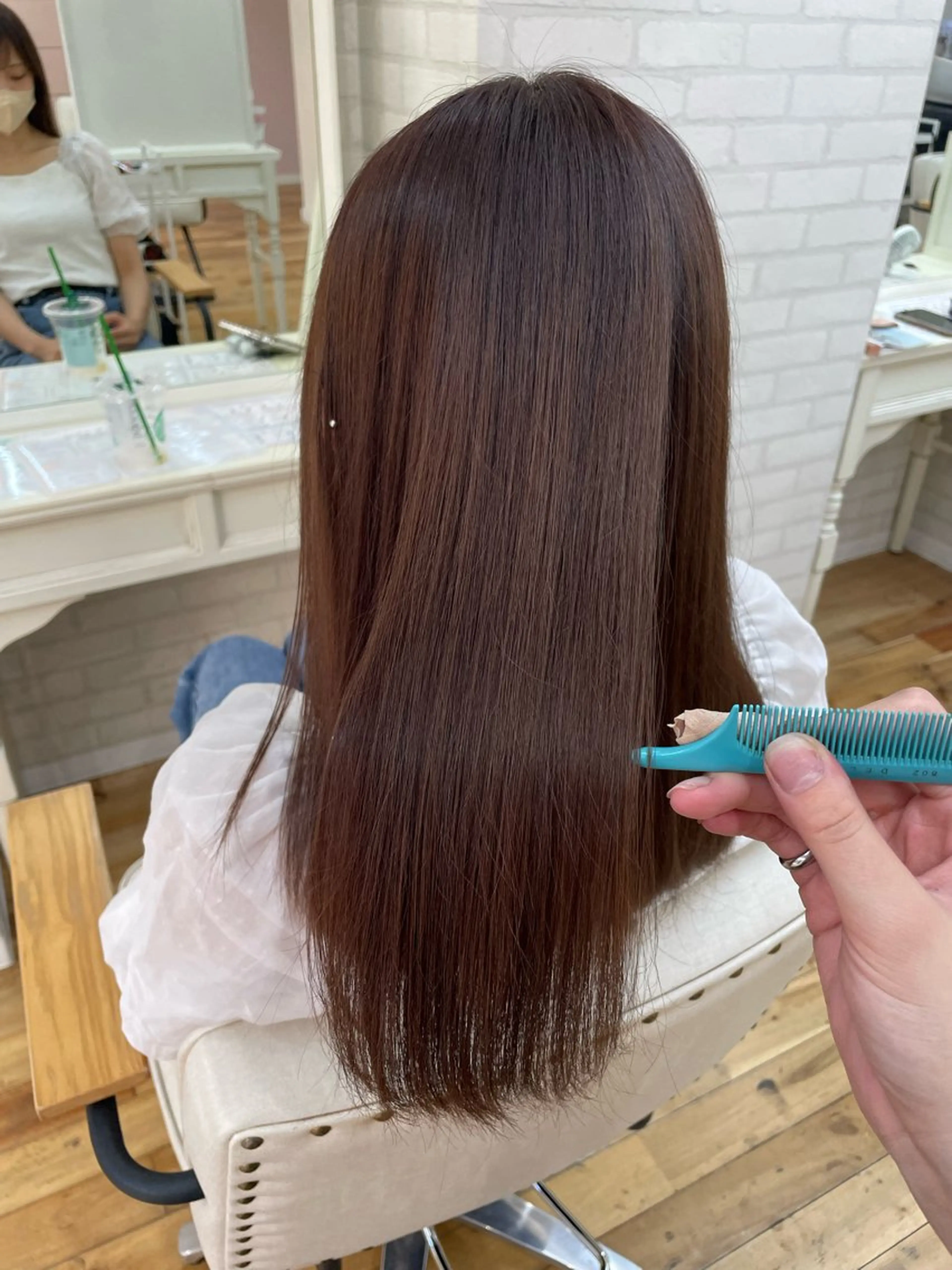 セミロング カラー ヘアカラー トリートメント 韓国風/レイヤー/ 長谷七海のヘアスタイル