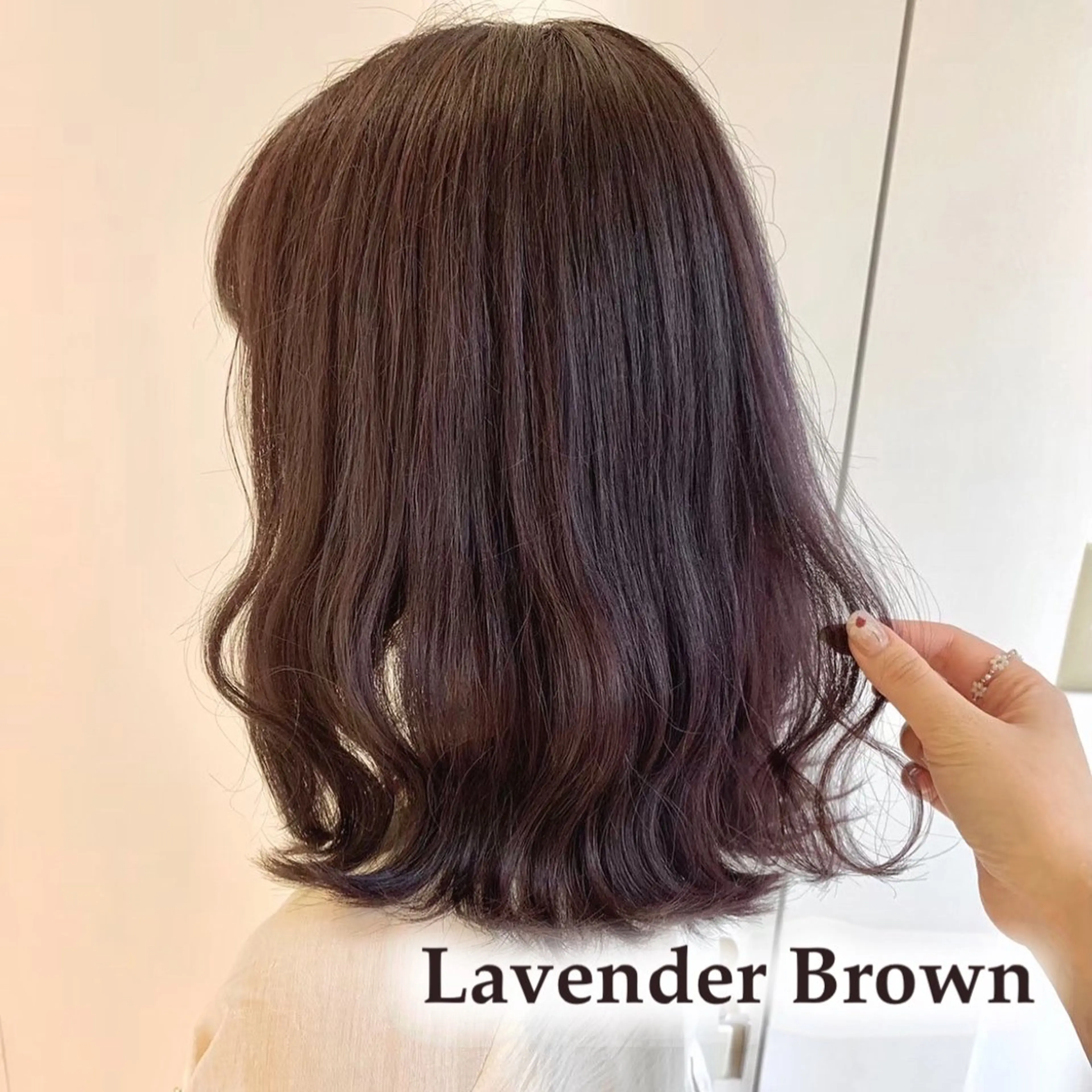 セミロング カラー ブラウンカラー ラベンダーカラー ラベンダーブラウン ParveMix￤ 出石 菜々🥂のヘアスタイル