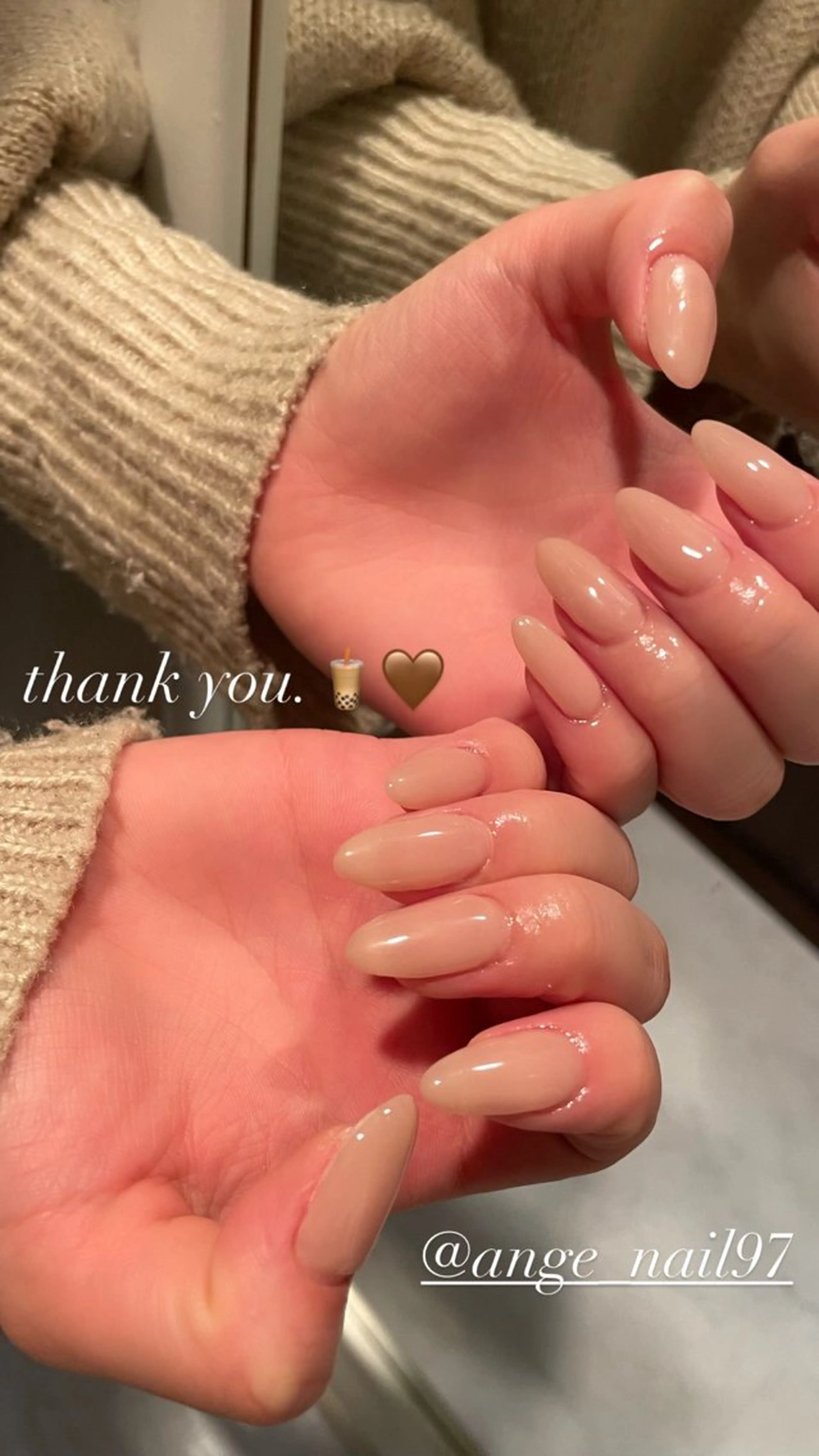 ネイル フレンチネイル ジェルネイル ガラスフレンチ 持ち込み 冬ネイル ハンドネイル Nail salon 🎀Angeのネイルデザイン