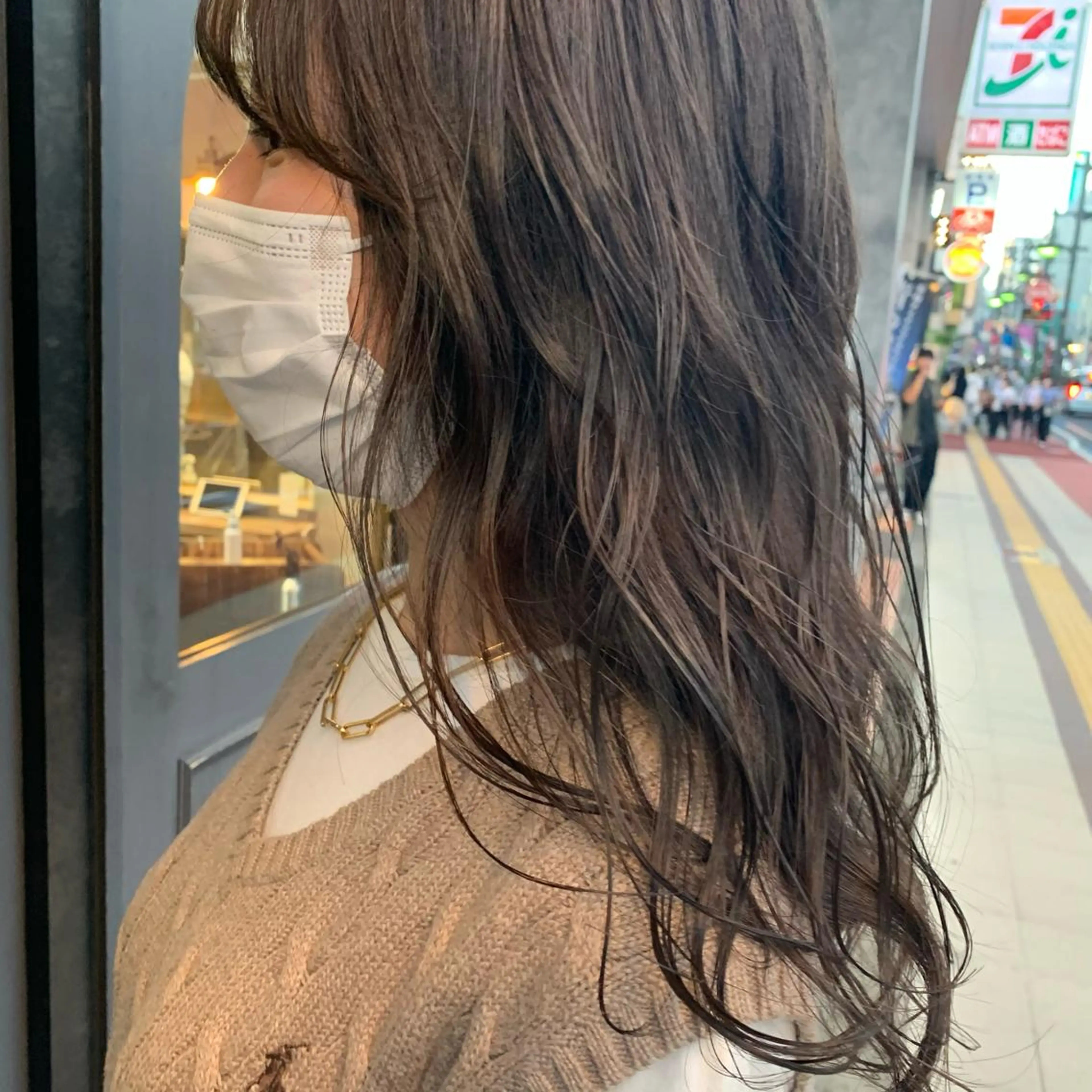 ロング カラー グレージュ SOYON 🤍CHIZU🤍.のヘアスタイル