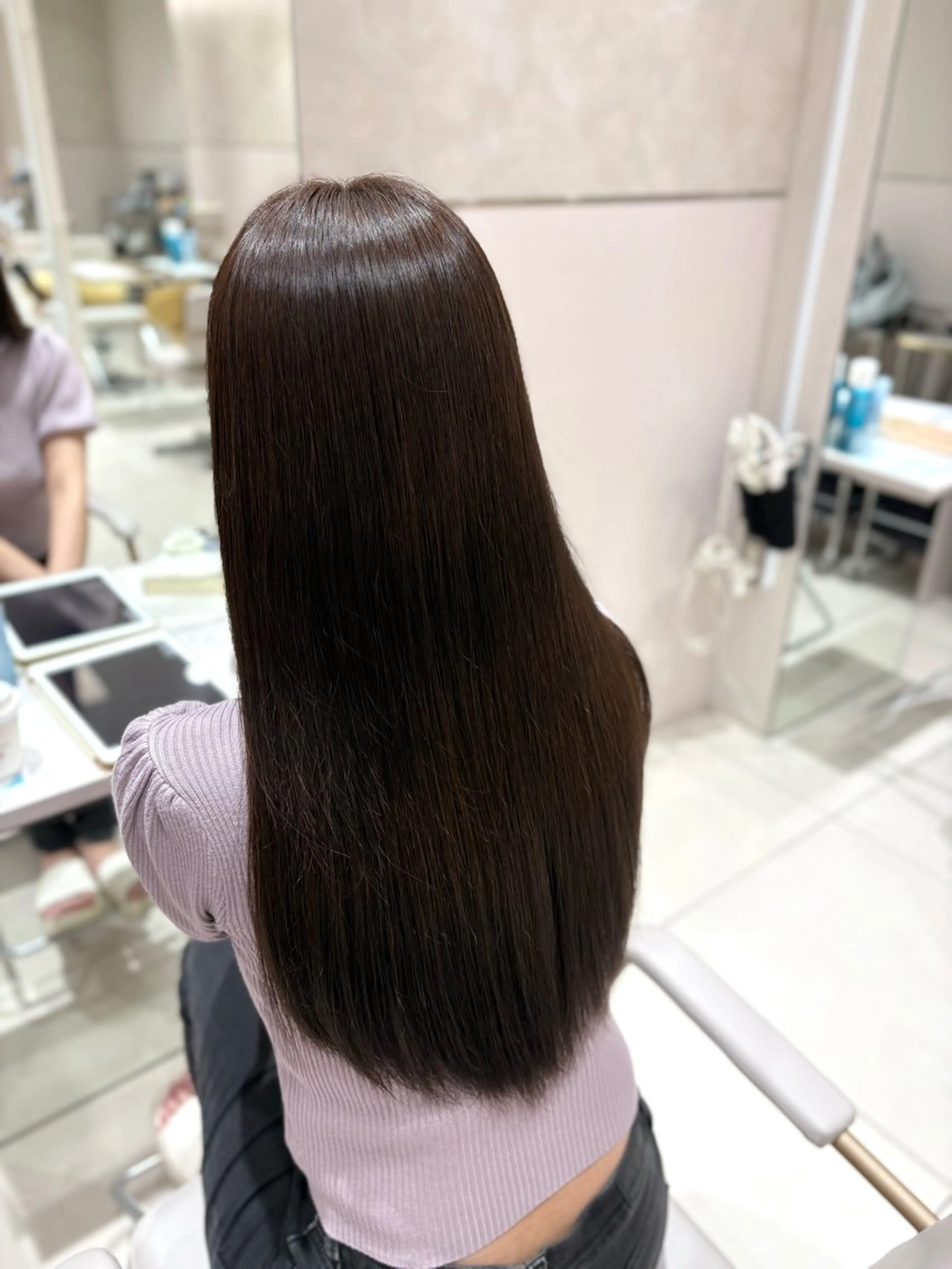 ロング カラー ブラウンカラー ナチュラルブラウン ヘアカラー トリートメント 銀座/赤み消し/ 透明感カラー🩶りくのヘアスタイル