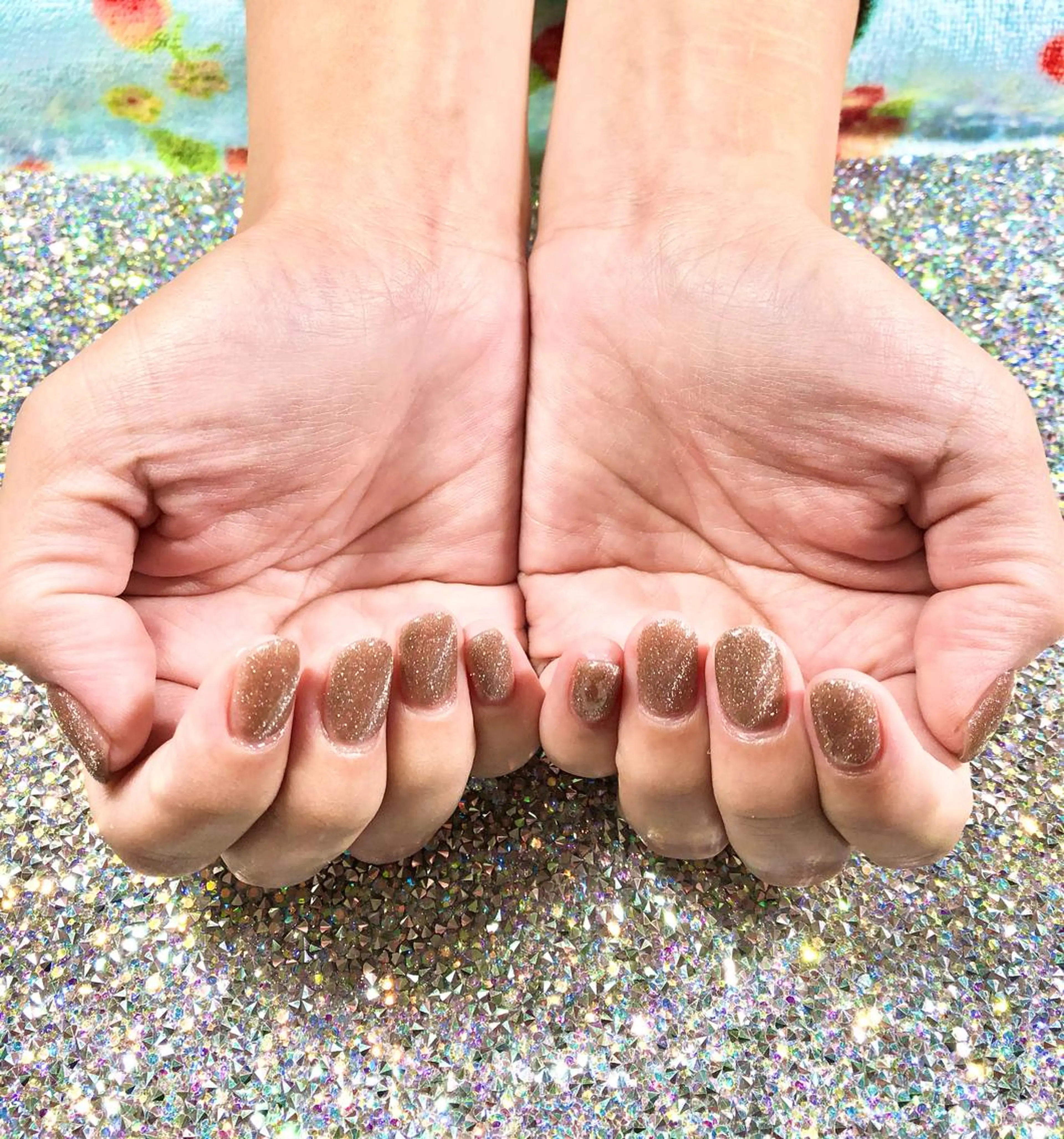 ネイル ゴールド ラメ(グリッター) マグネットネイル ハンドネイル Tairacchi ﾀｲﾗｯﾁのエステ・リラクイメージ