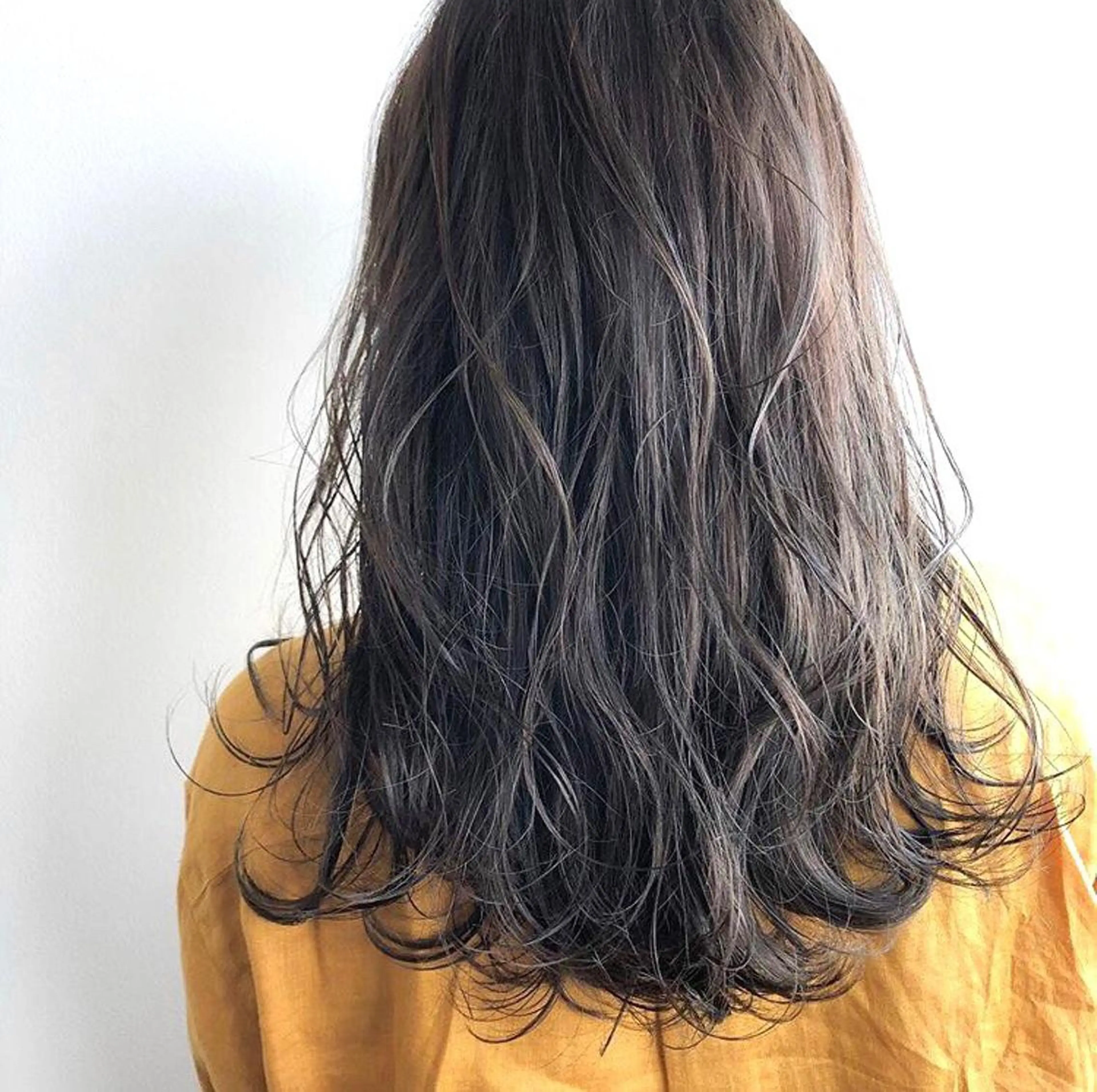 ロング カラー グランジヘア 無造作ヘアHYUGAのヘアスタイル