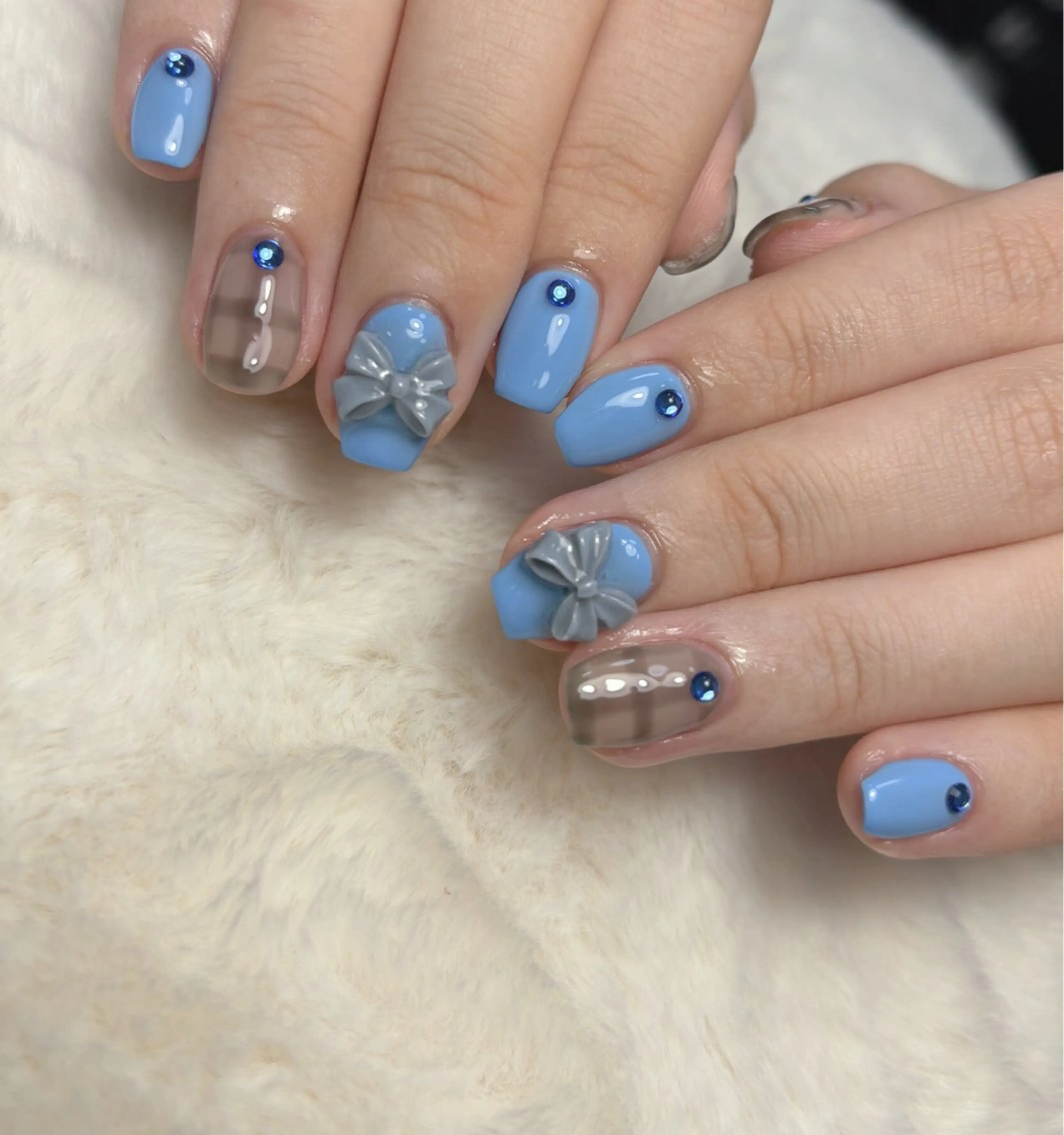 ネイル ハンドネイル STELLA ✩のネイルデザイン