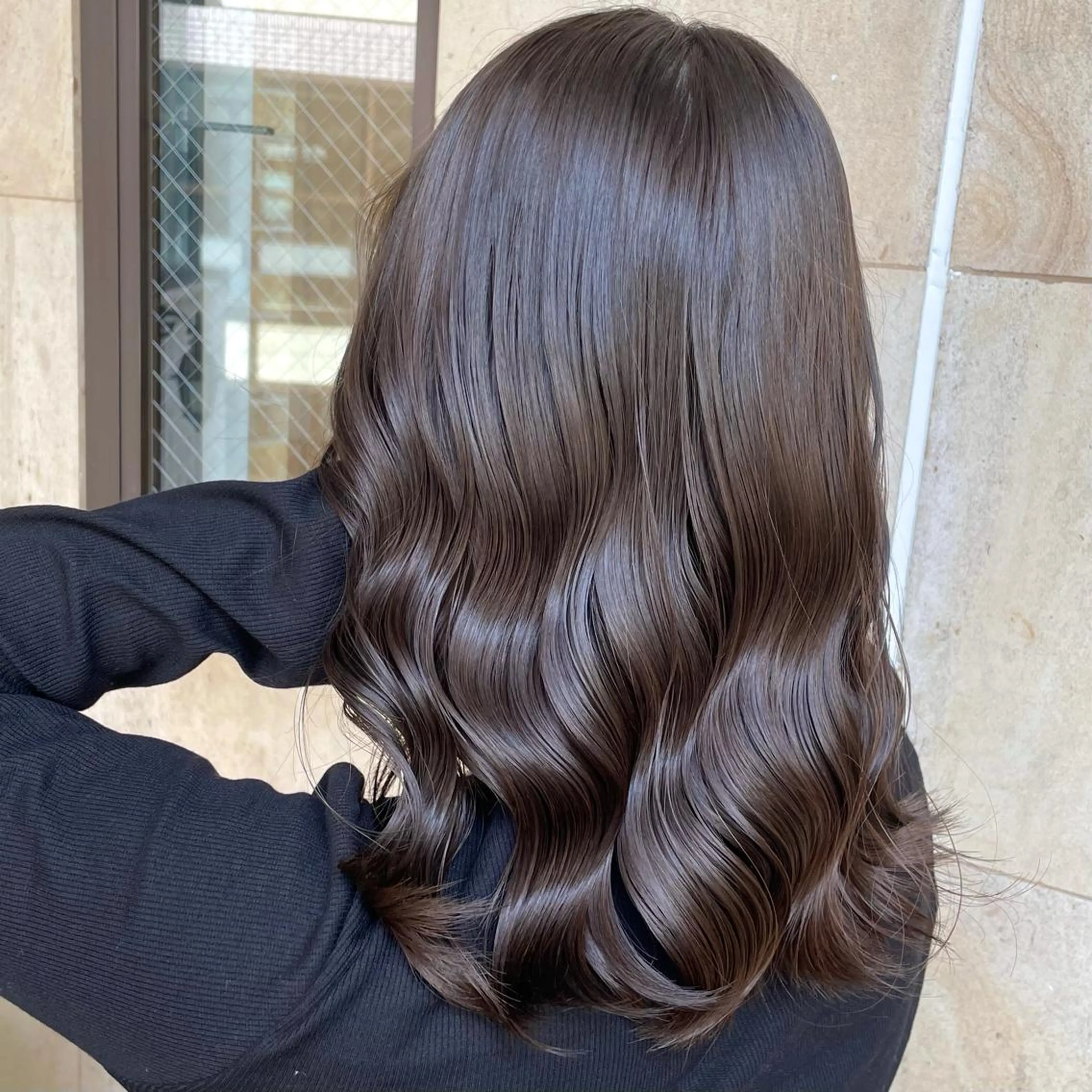 ミディアム カラー ヘアカラー トリートメント ミヤザキ タクトのヘアスタイル