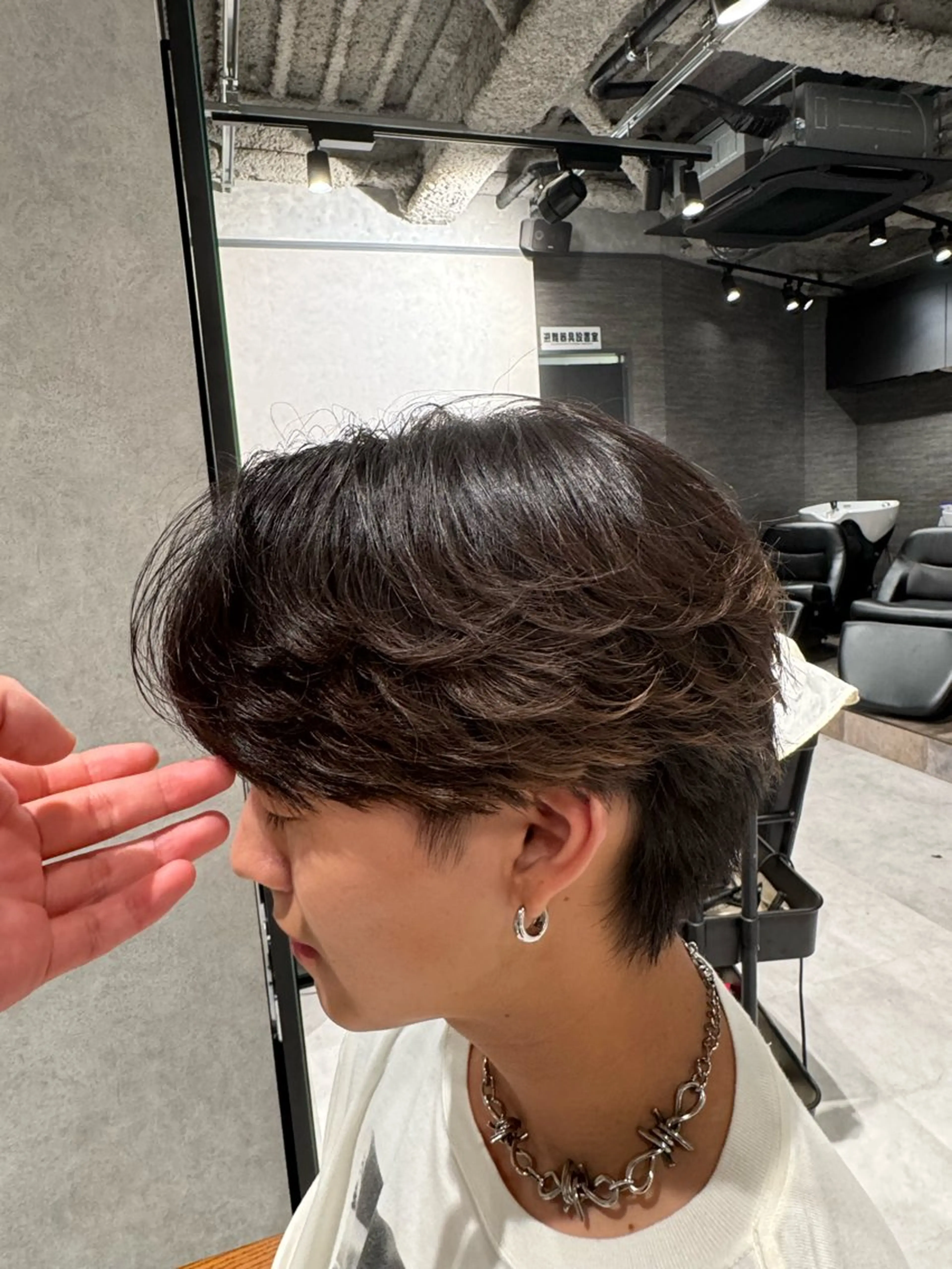 メンズ 韓国特化🇰🇷愁斗 センターパートパーマのヘアスタイル