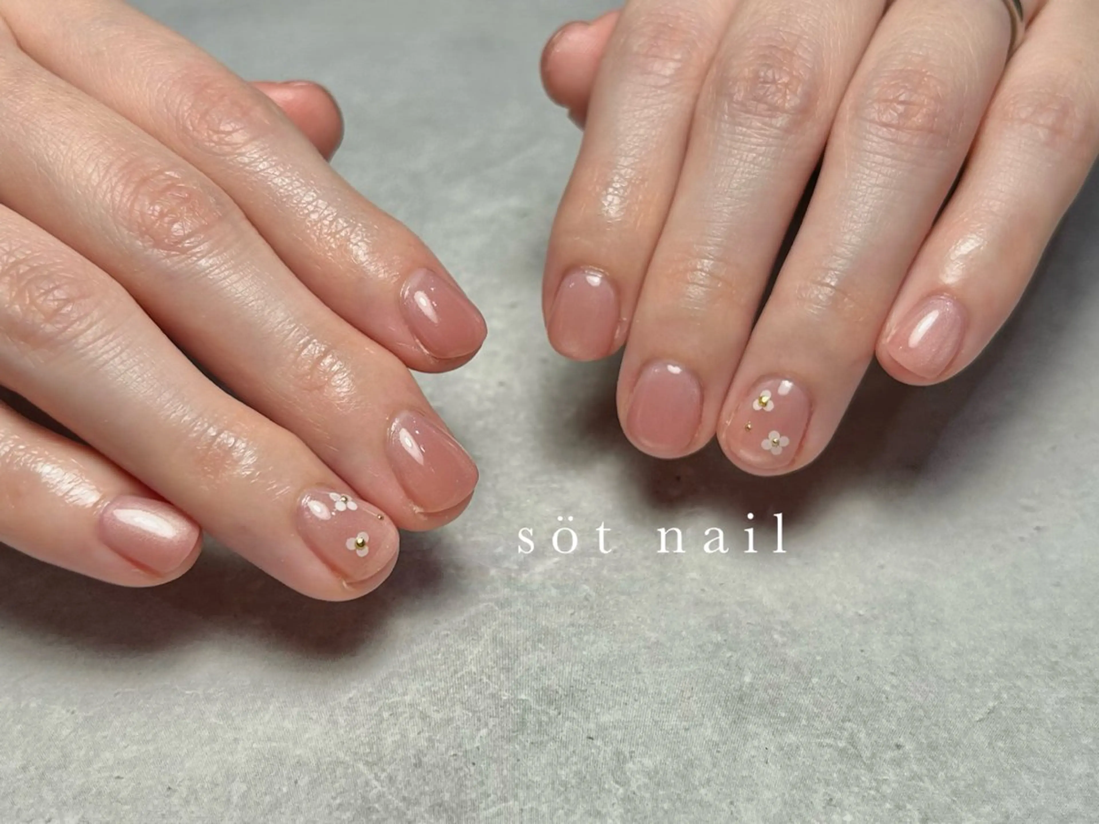 ネイル söt nail所属・岡田 恵美のネイルデザイン