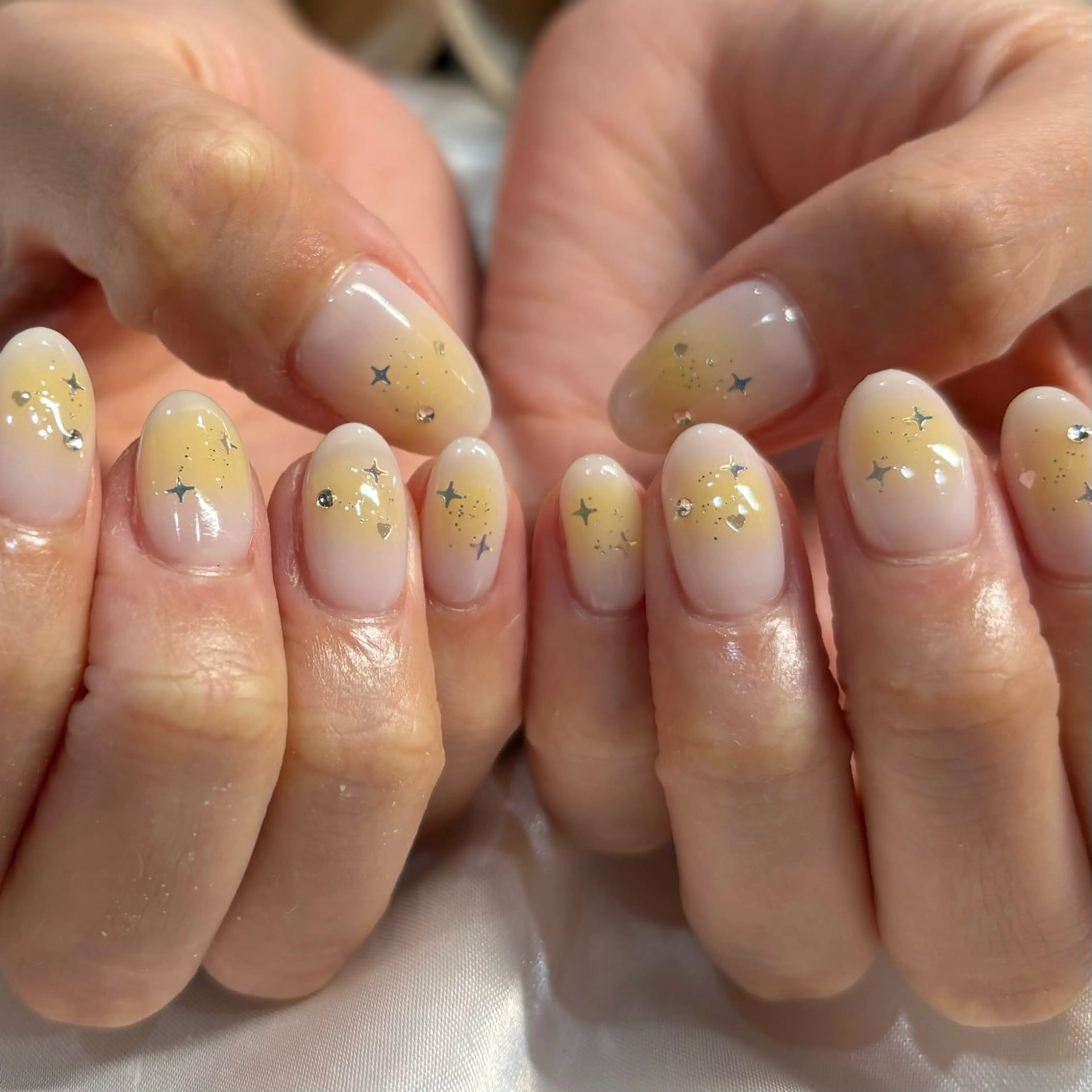 ネイル チークネイル 持ち込み ハンドネイル sharesalon    room59所属・nozomi 🌙のネイルデザイン