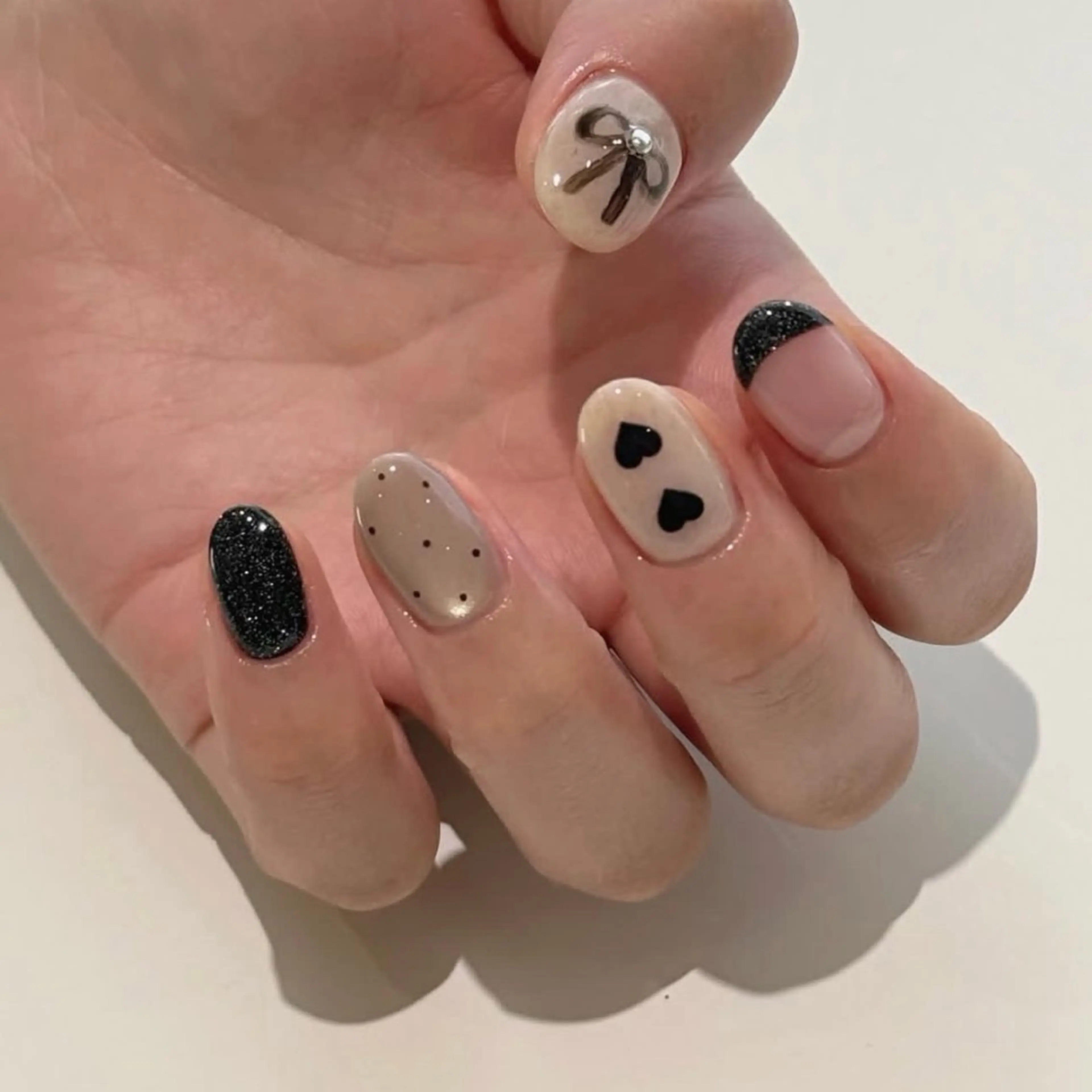 ネイル ハンドネイル 陽菜 🦋のネイルデザイン