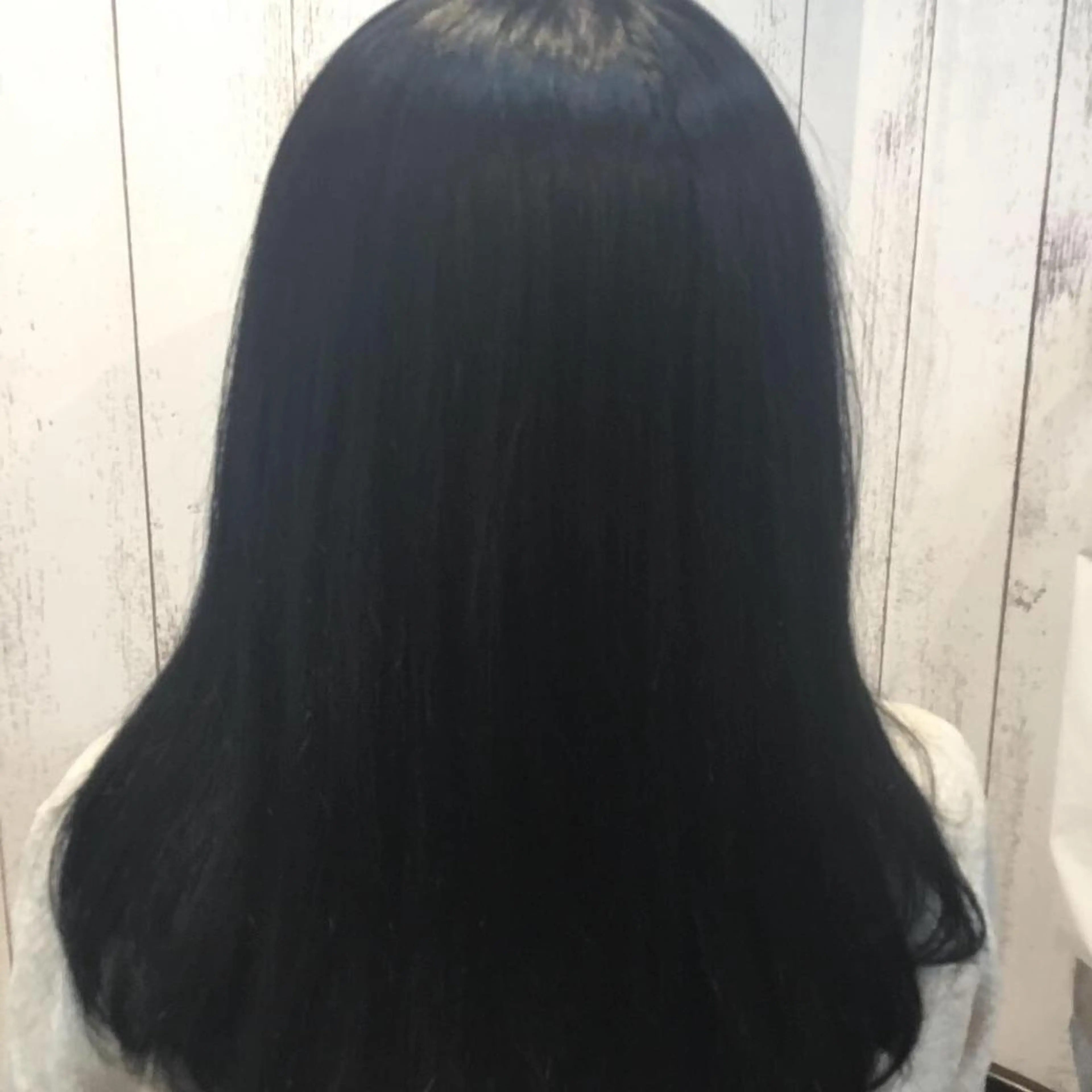 セミロング カラー パーマ 金崎 新吾のヘアスタイル