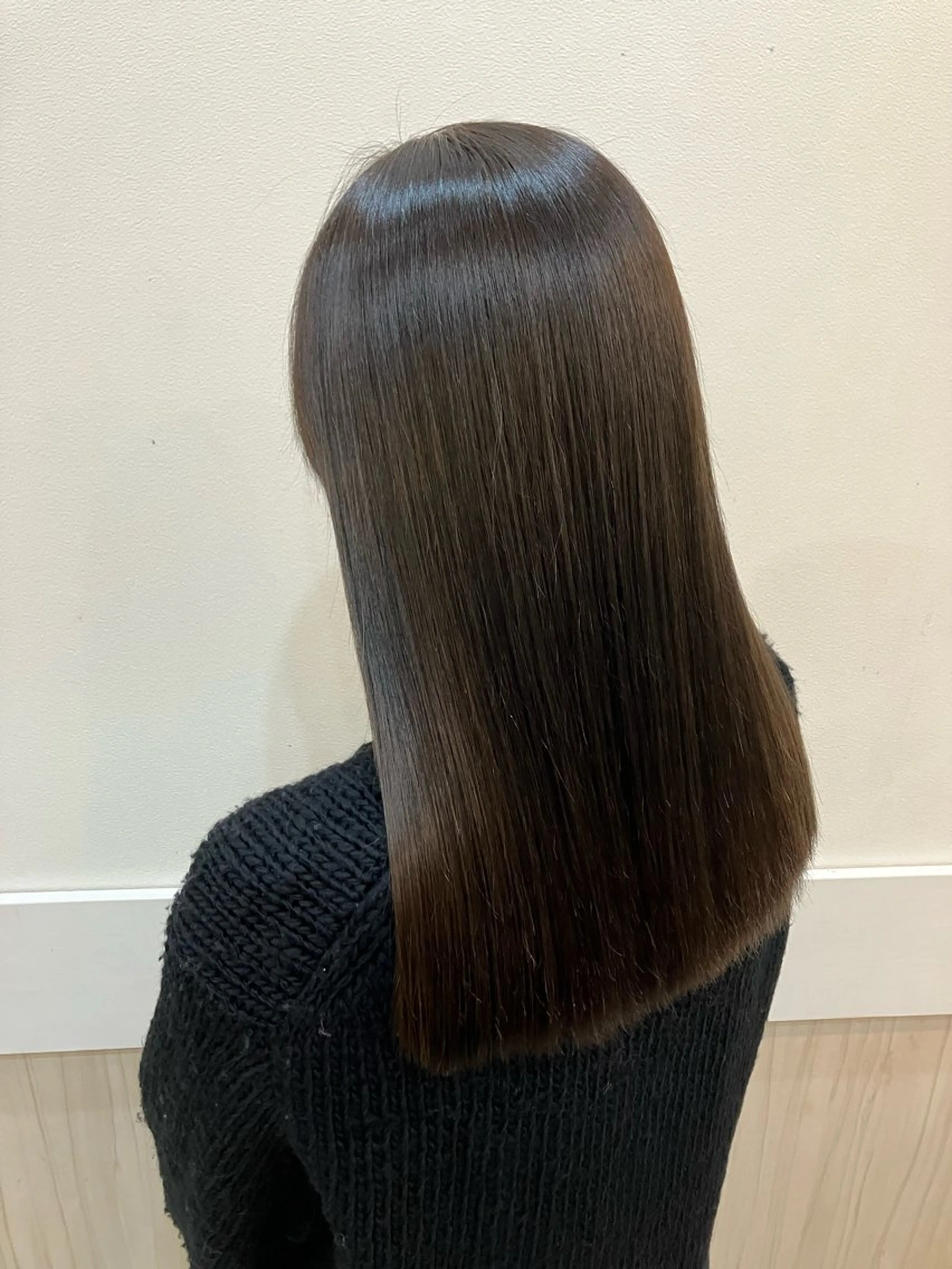 ミディアム 縮毛矯正 yukari 艶髪ヘアのヘアスタイル