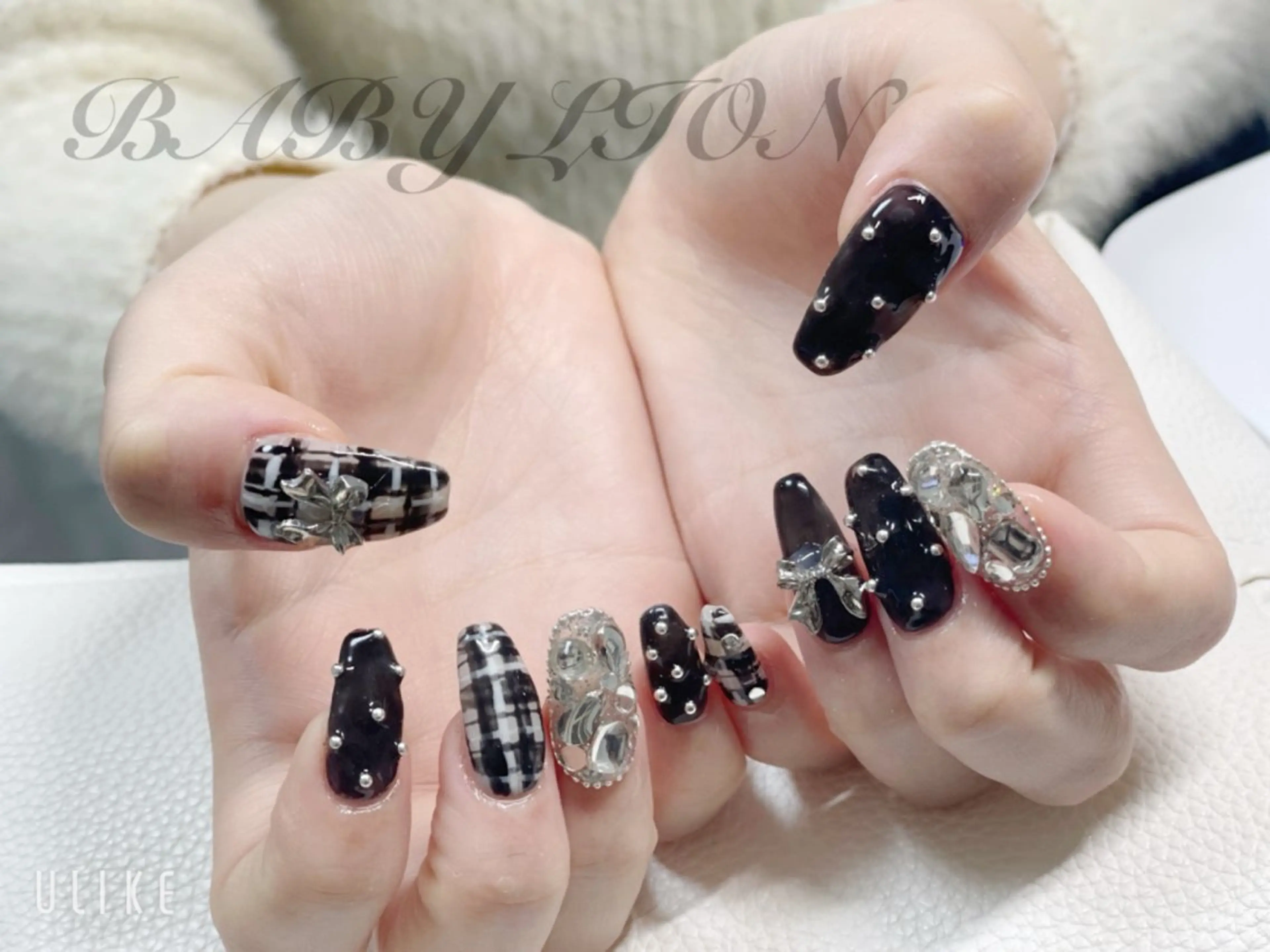 ネイル ワンホンネイル 廣田 莉那のネイルデザイン