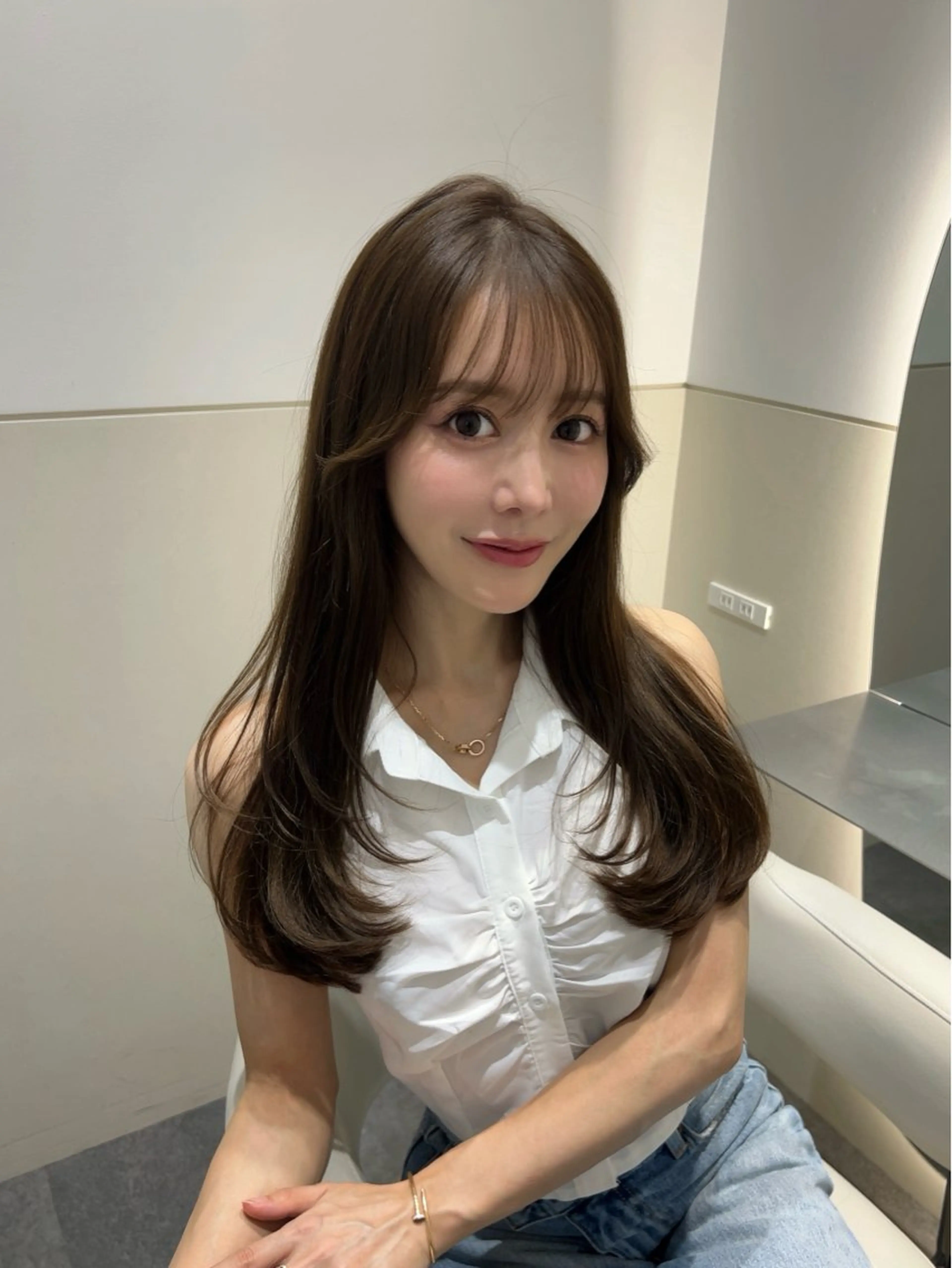 ロング カラー グレージュ レイヤーカット カット ヘアカラー トリートメント 🩷韓国ヘア/ヨシン モリ🩷Maikaのヘアスタイル