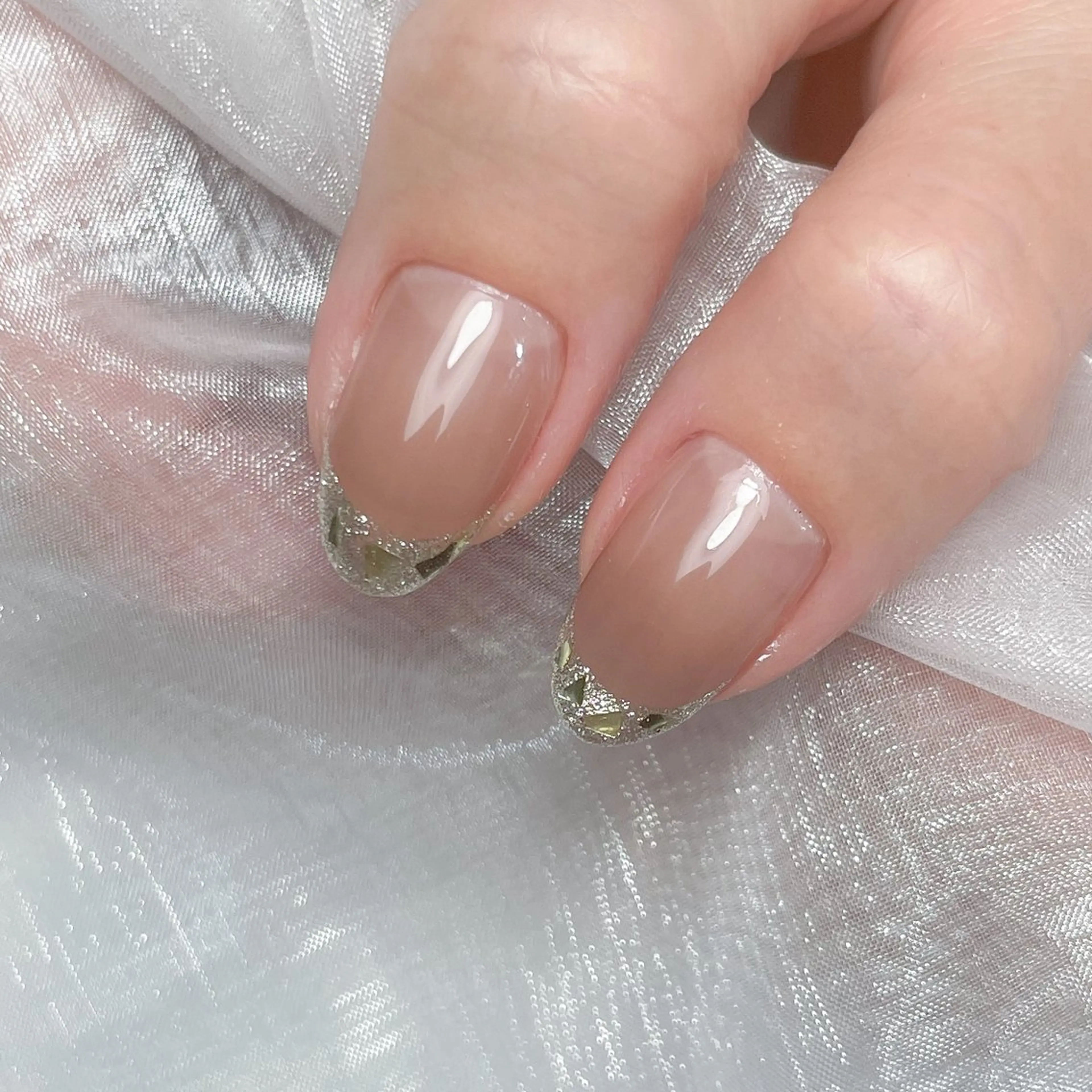 ネイル フレンチネイル ガラスフレンチ n. chizuruのネイルデザイン