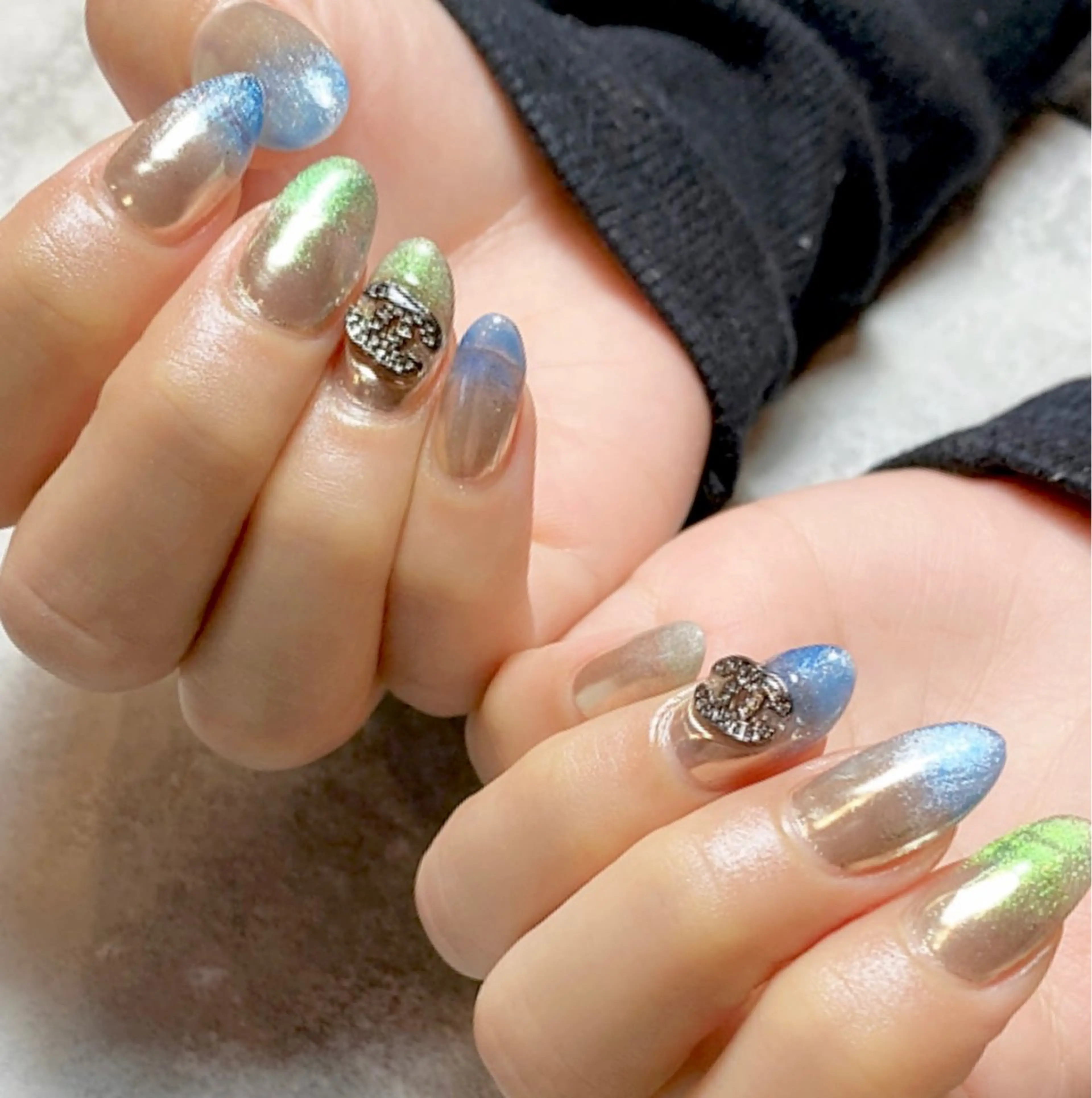 ネイル マグネットネイル ミラーネイル ハンドネイル Narumi nailのネイルデザイン