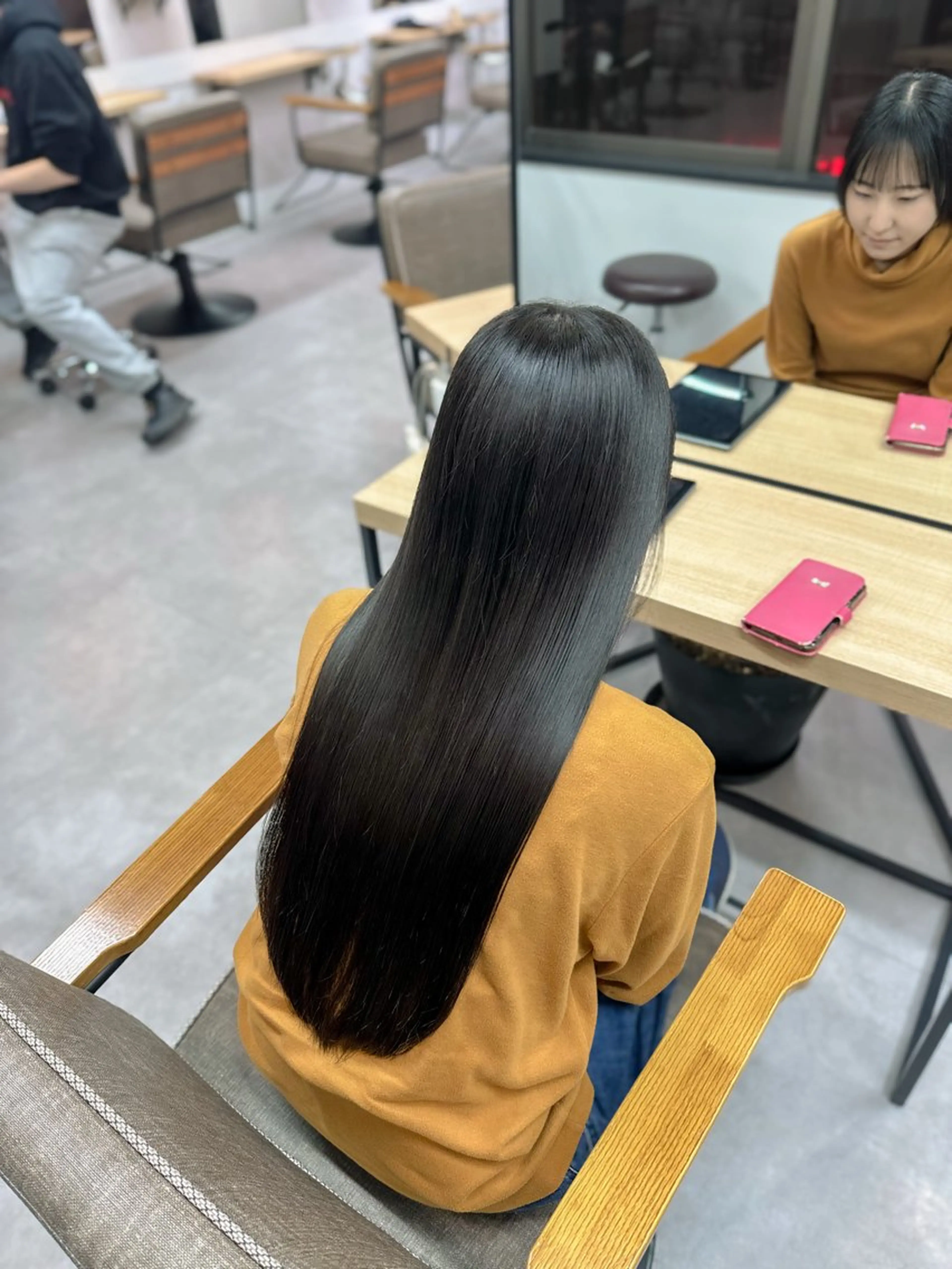 ロング Lachic所属・髪質改善/ストレート 根上のヘアスタイル